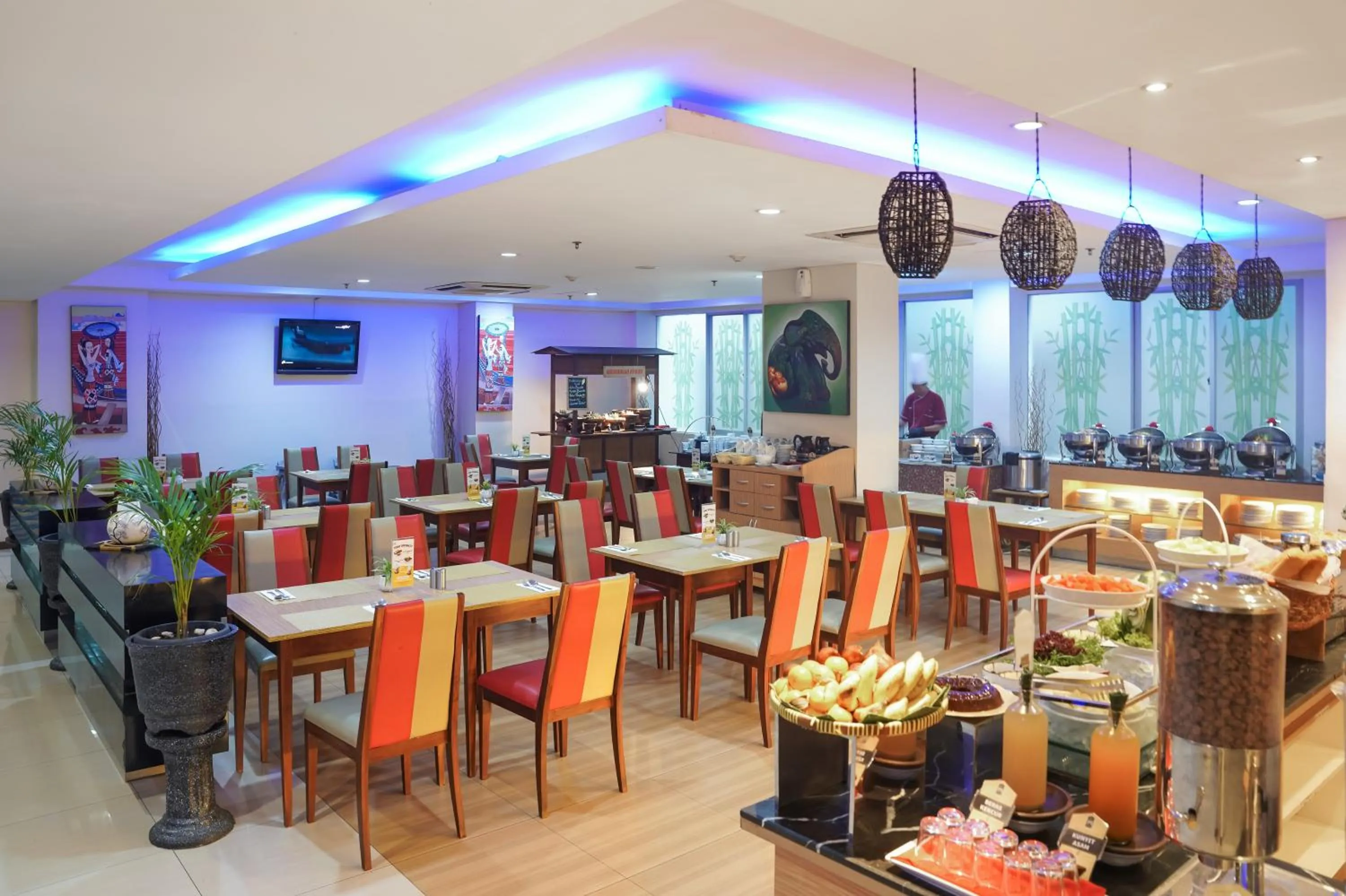 Restaurant/places to eat in Atrium Premiere Hotel Yogyakarta Ambarukmo