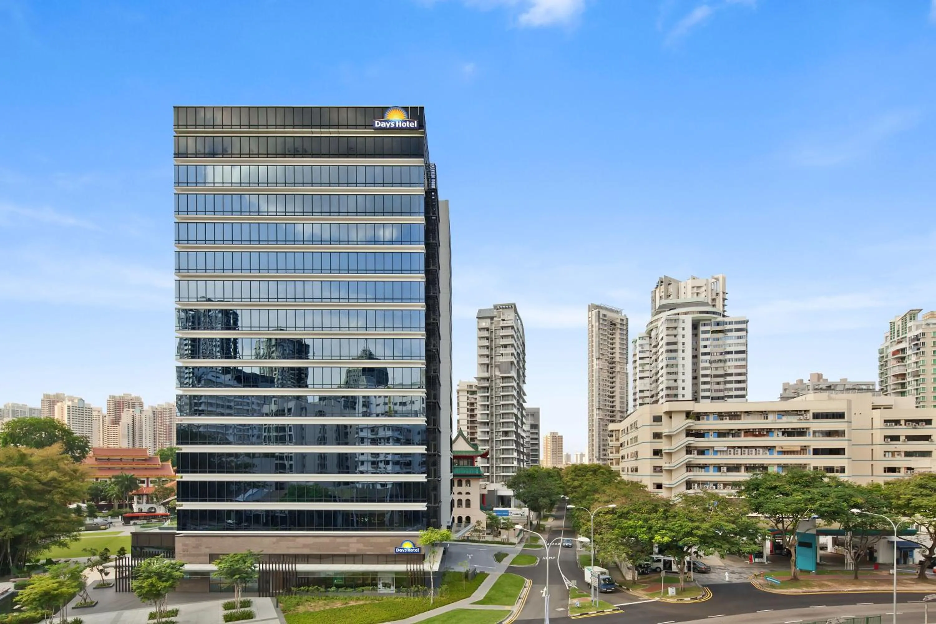 Facade/entrance in Days Hotel by Wyndham Singapore at Zhongshan Park