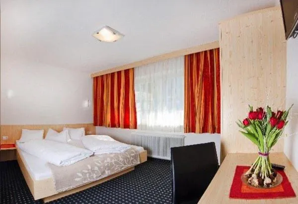 Bed in Café-Pension Margret