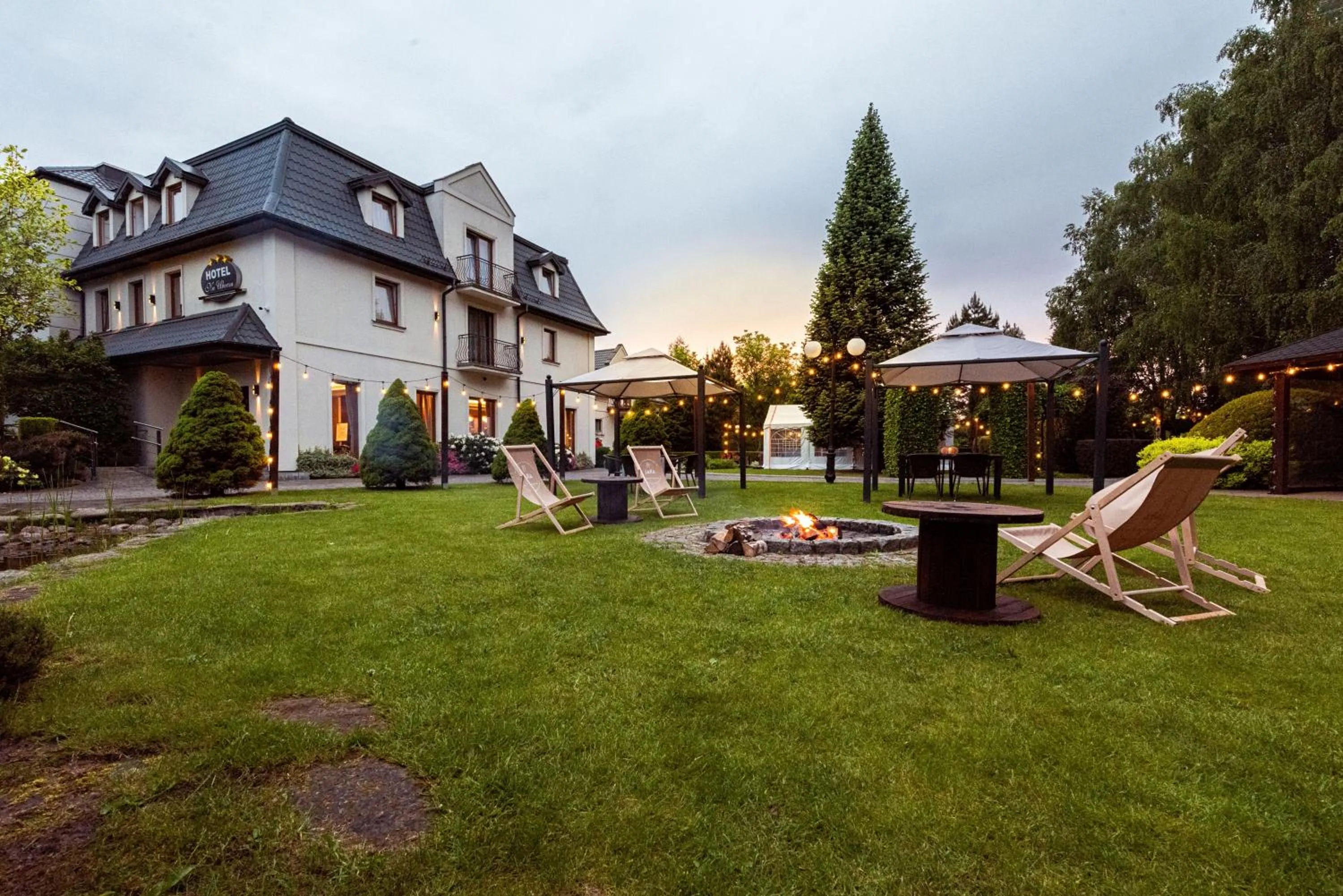Garden in Hotel "Na Uboczu"