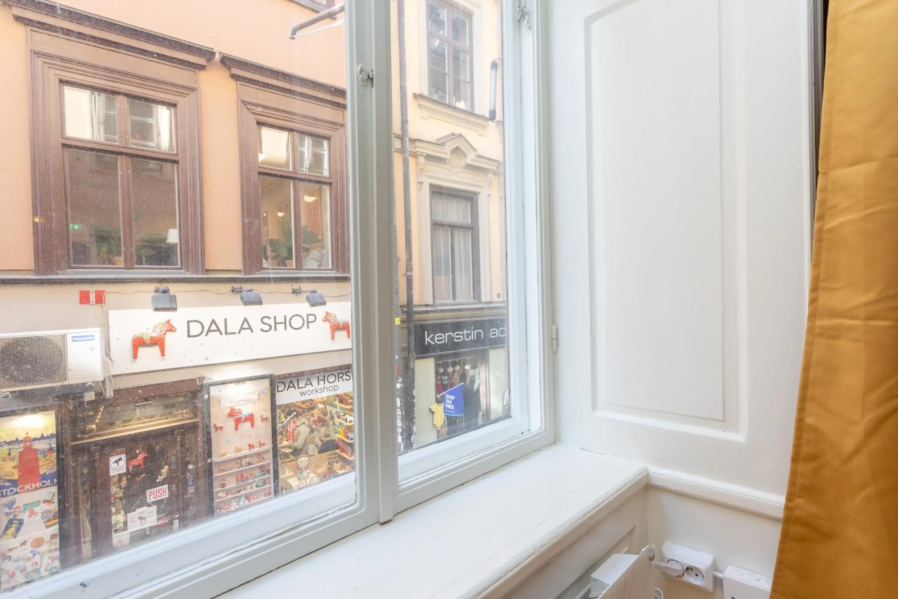 Day in ApartDirect Gamla Stan