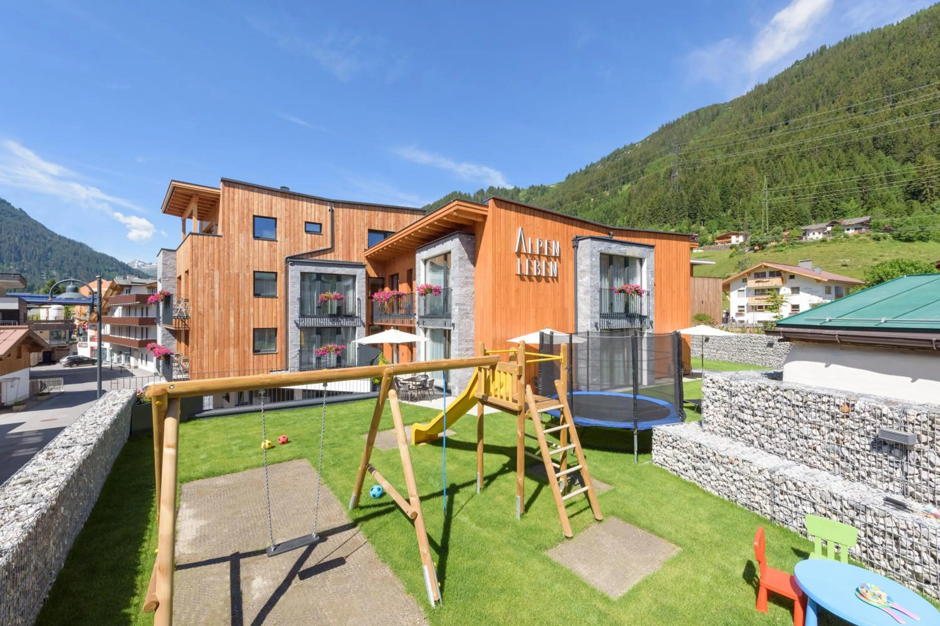 Property building in Alpenleben