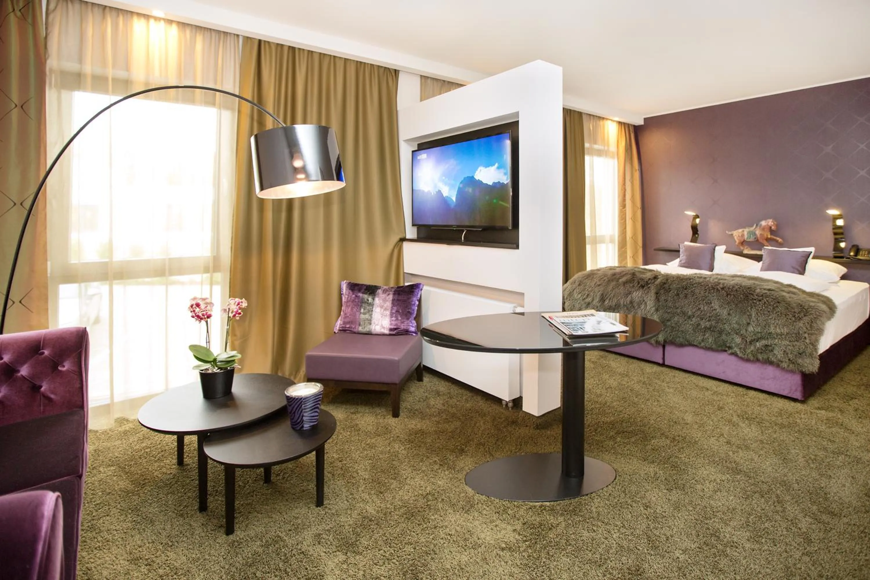 Photo of the whole room, Bed in Park Villa Hotel