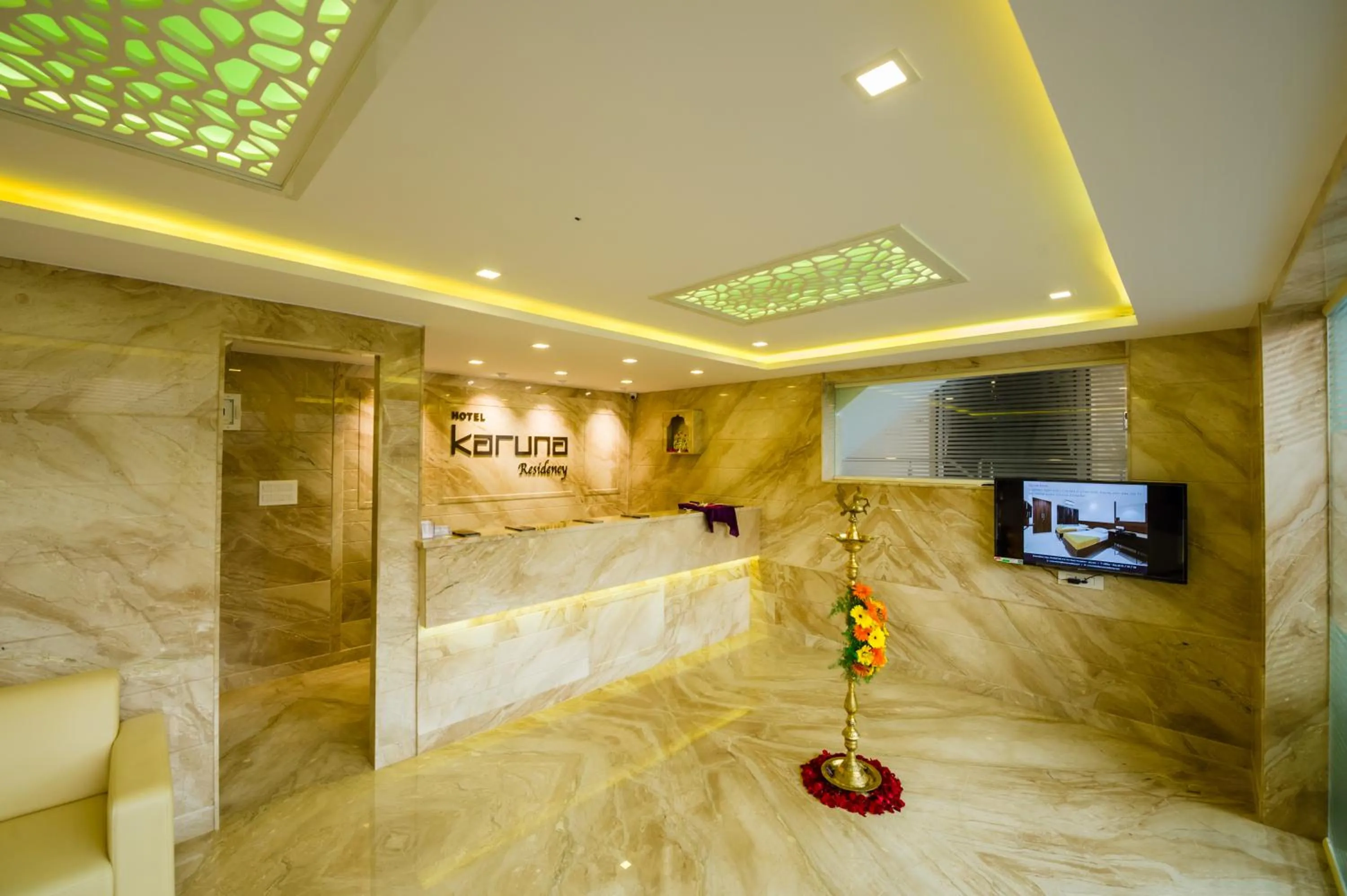 Lobby or reception in Hotel Karuna Residency