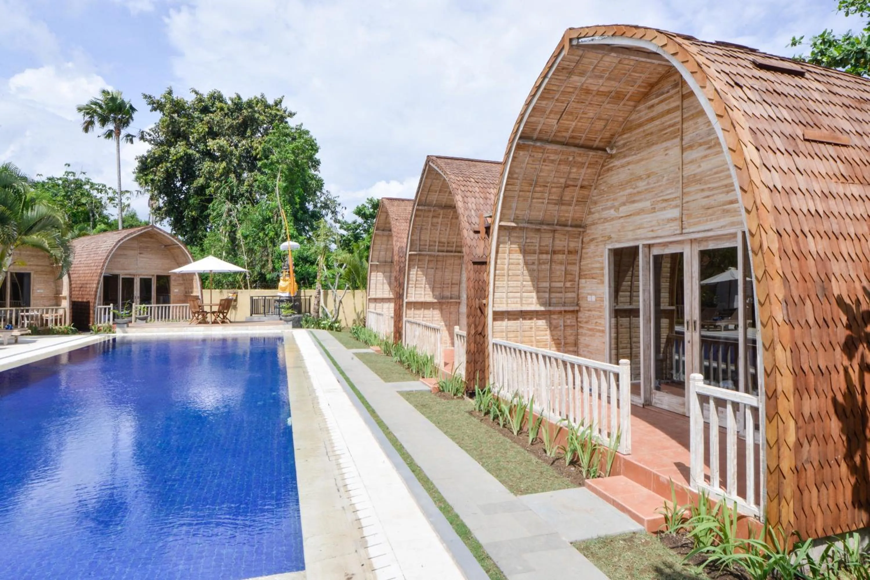 Swimming pool in Villa Del Mar Canggu by Kanaya Hospitality