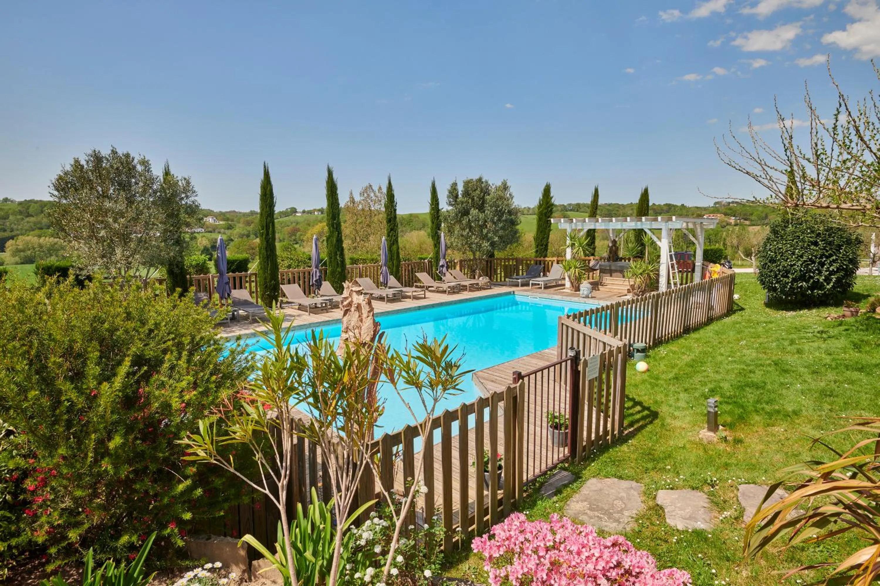 Swimming pool in Ferme Elhorga