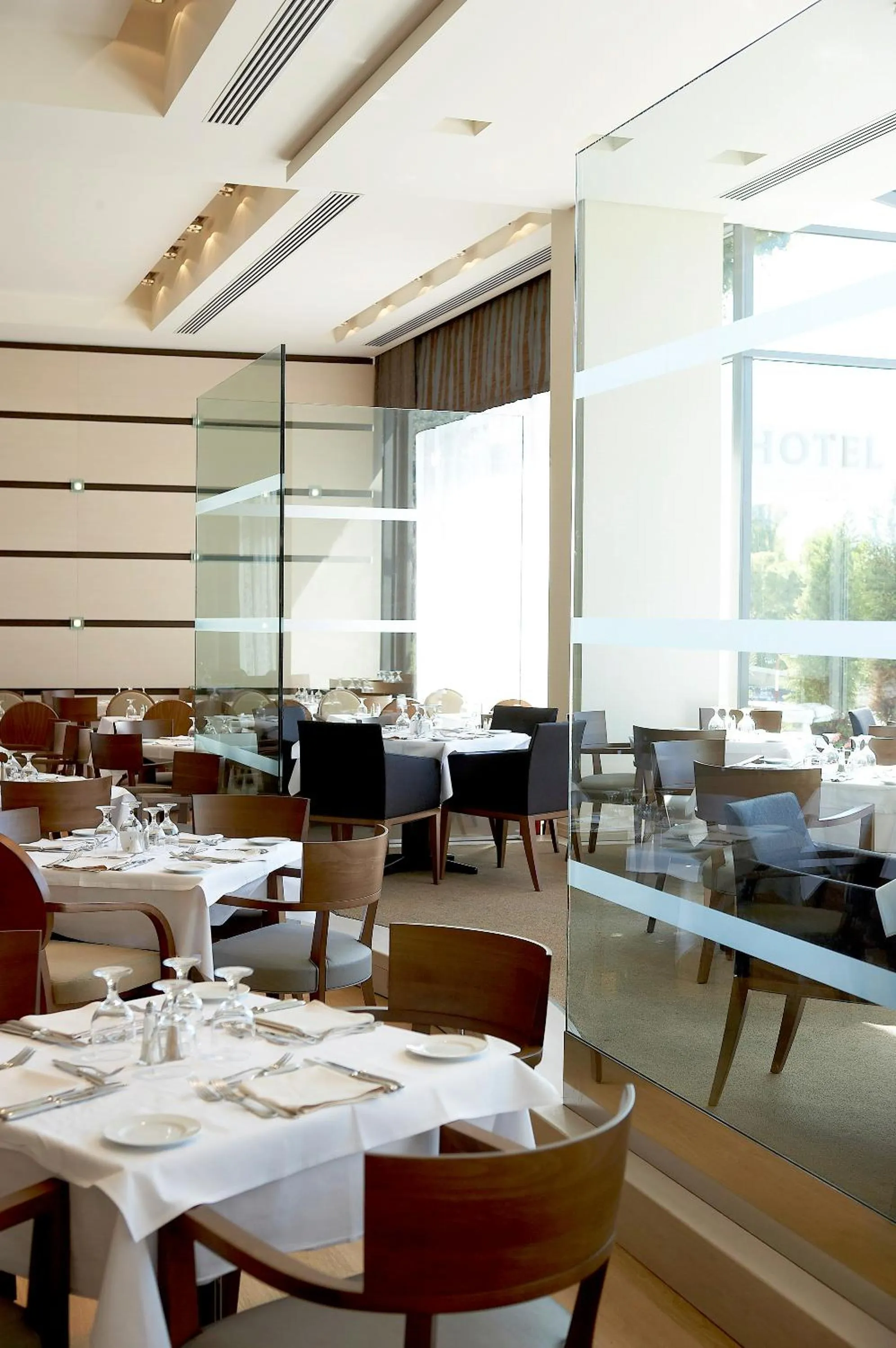 Restaurant/places to eat in Rodos Palace Hotel