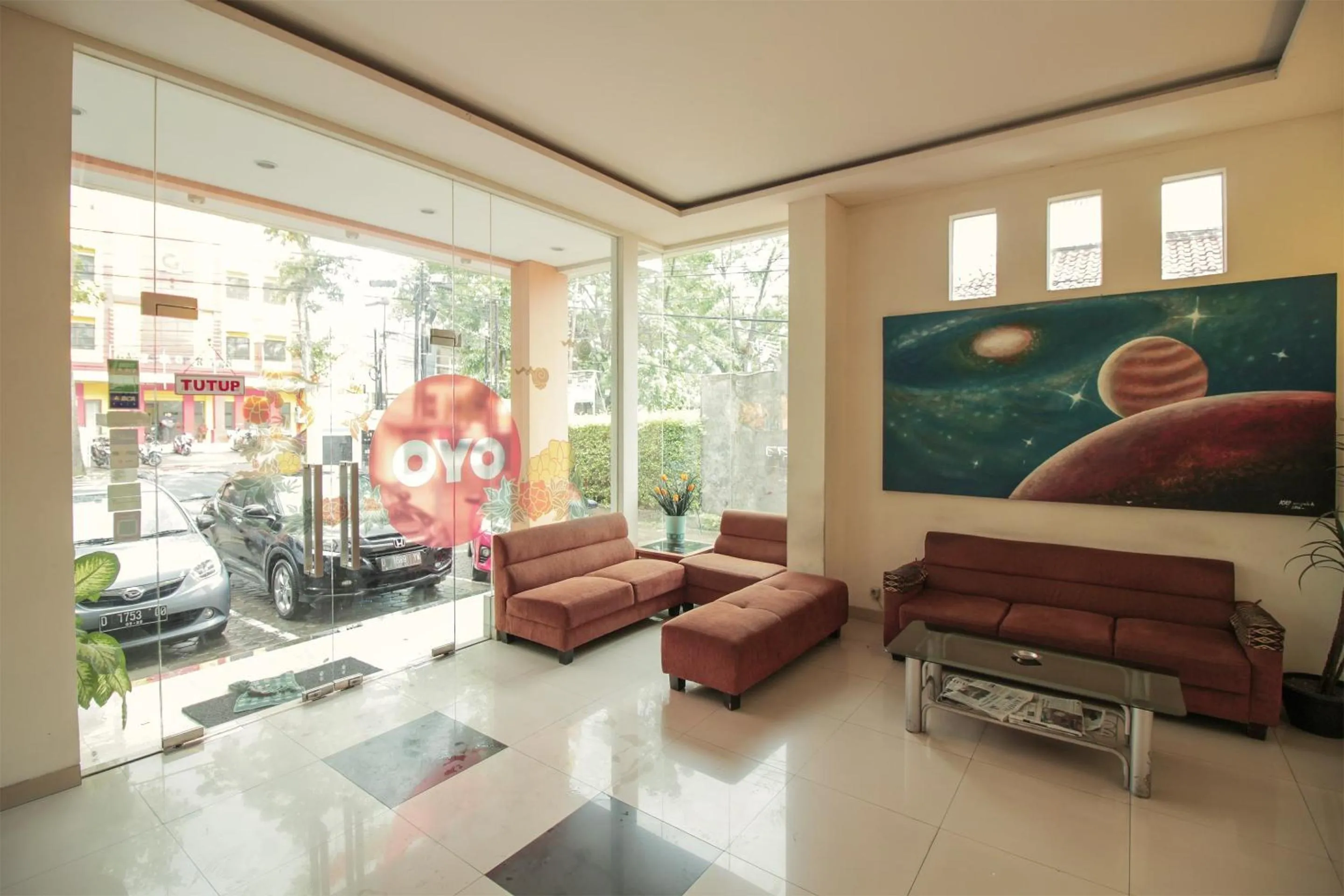 Lobby or reception in Capital O Galaxy Inn