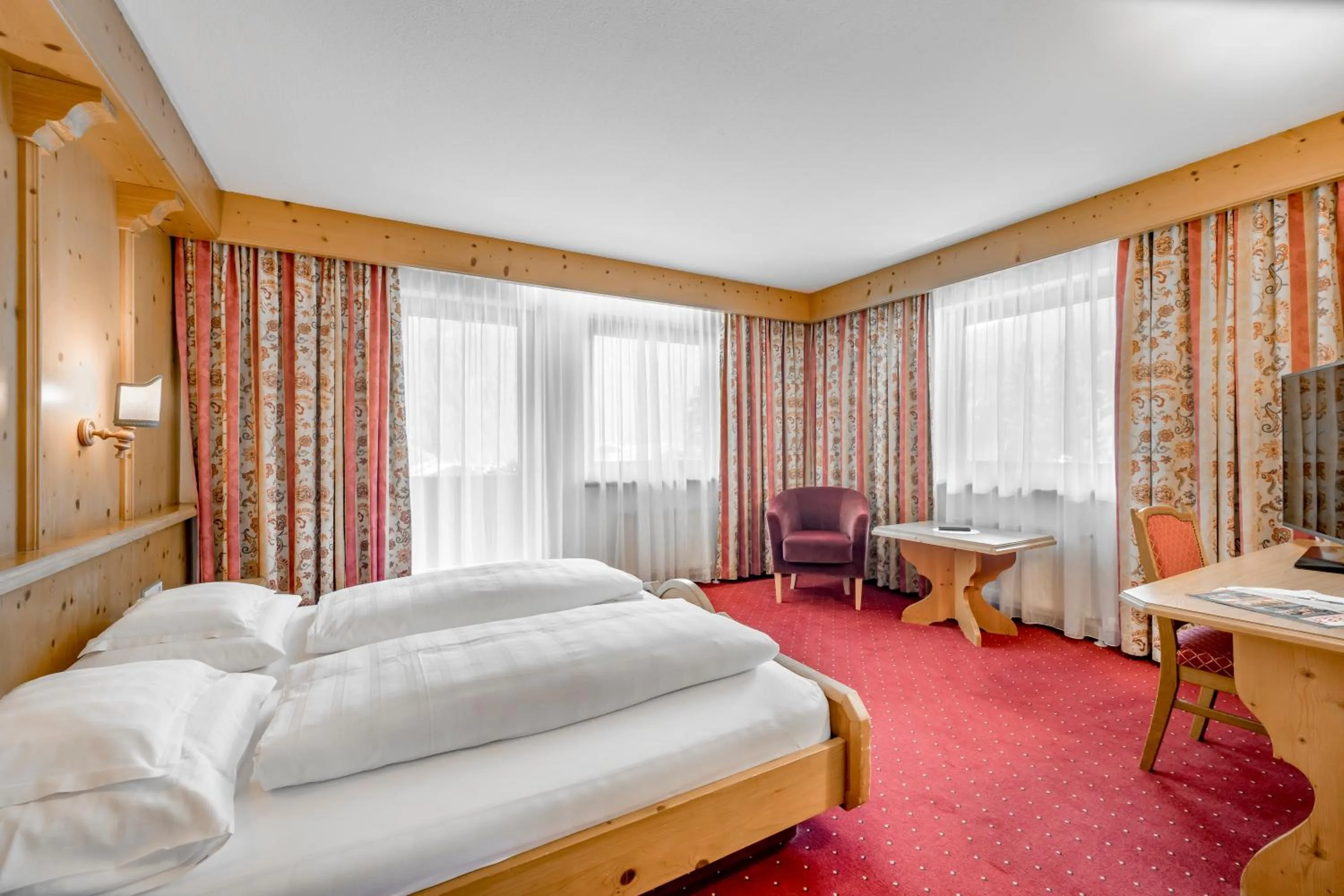 Photo of the whole room, Bed in Hotel Almhof