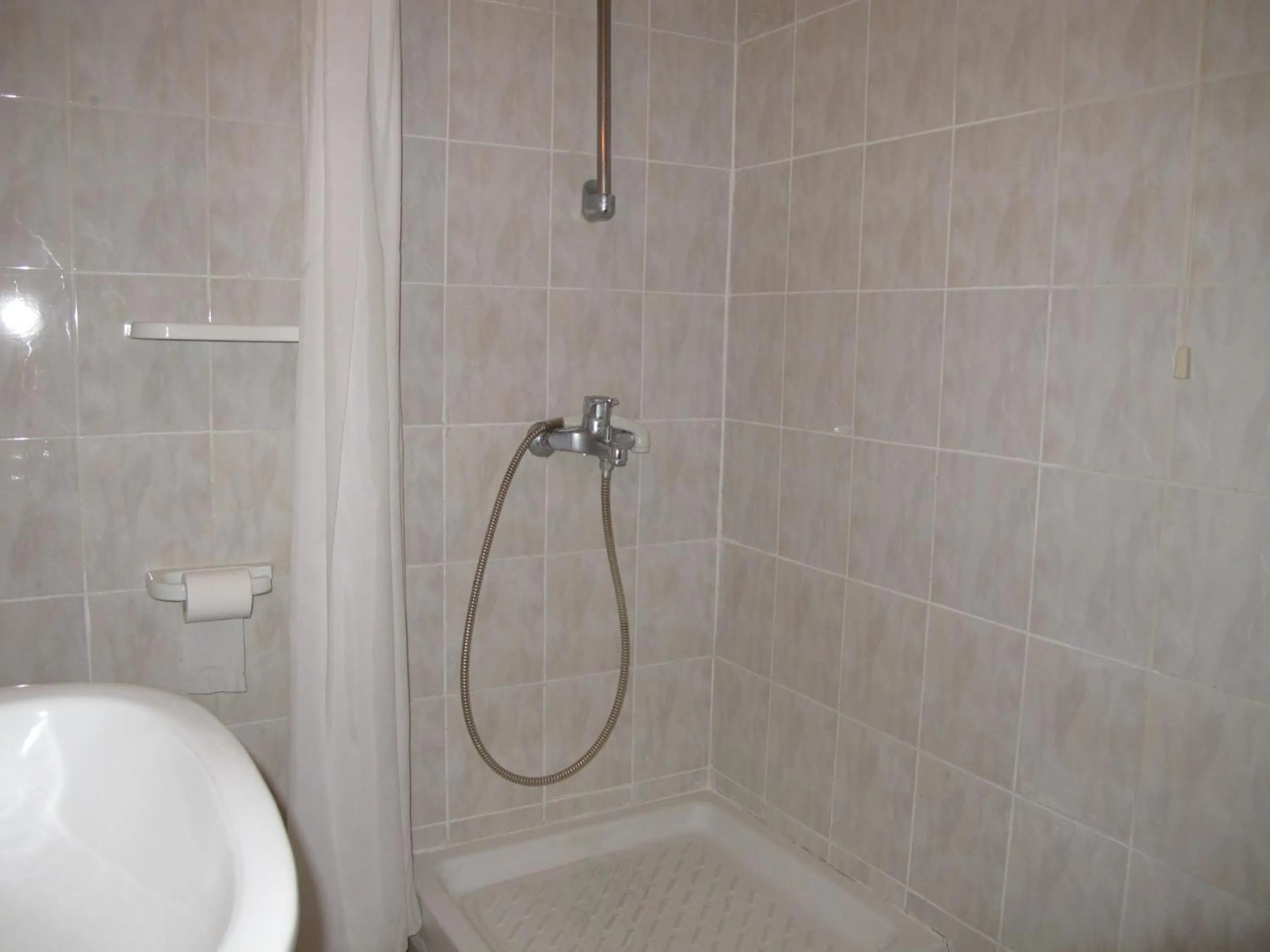 Bathroom in Melissa II Hotel