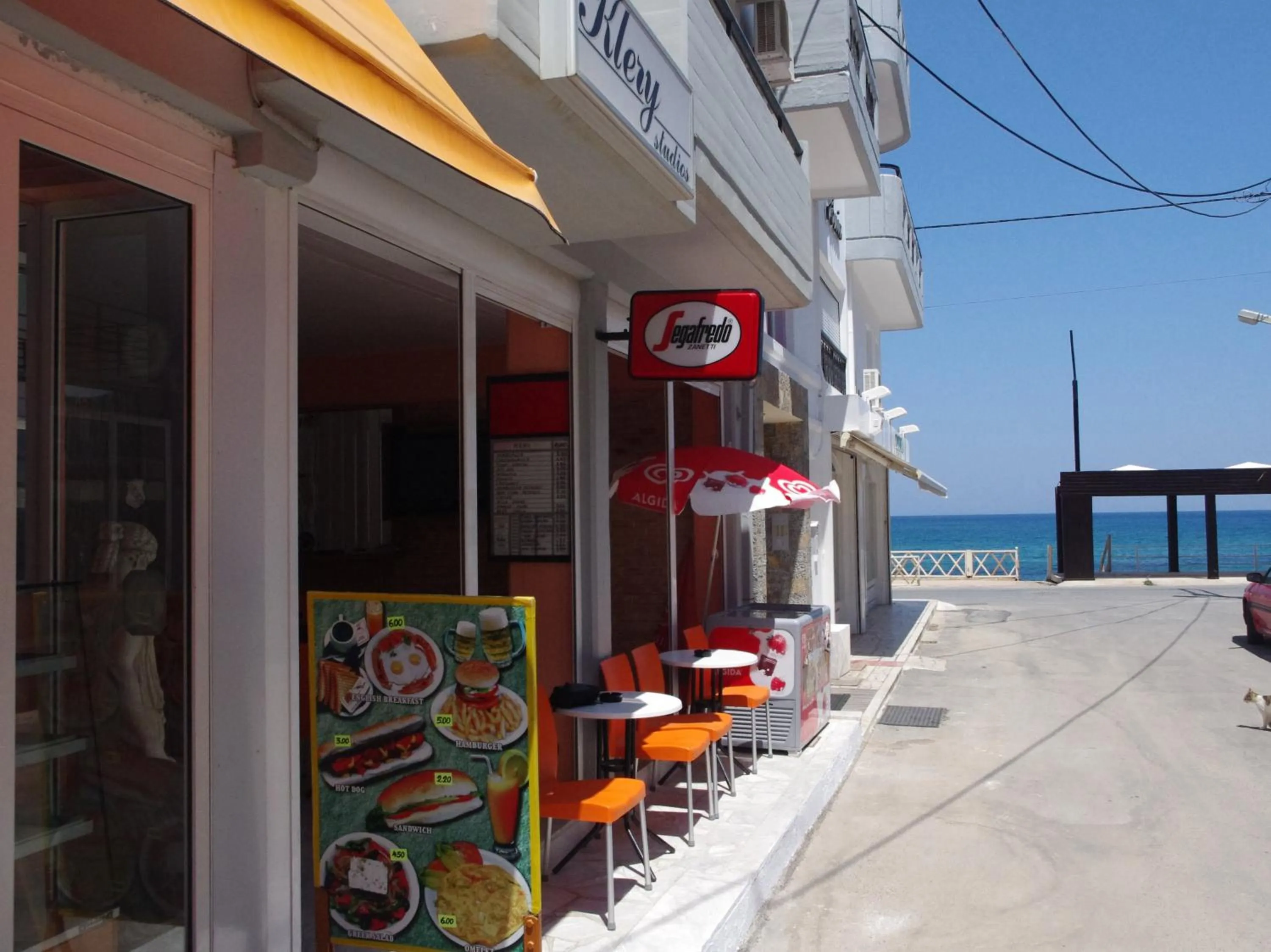 Restaurant/places to eat in Klery Studios