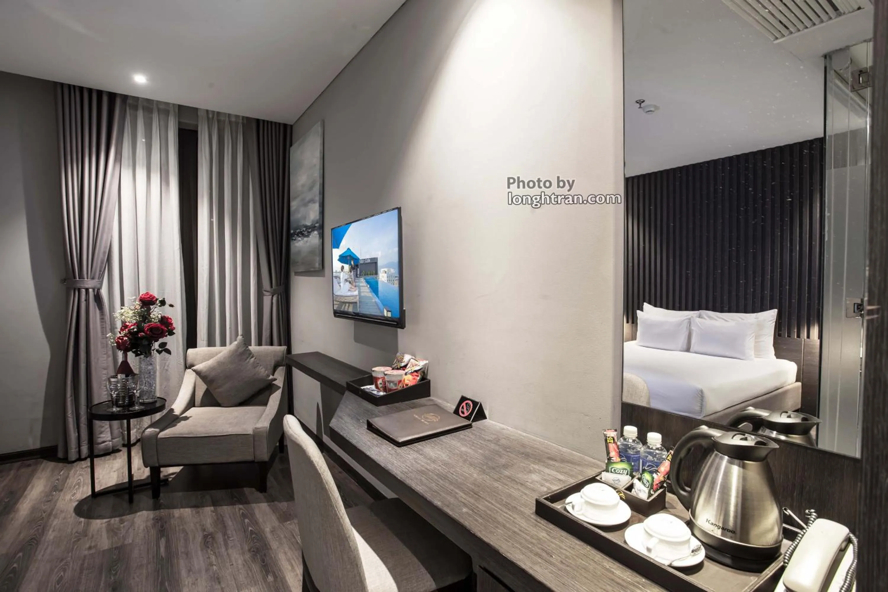 Property building, Bed in Grand Ocean Luxury Boutique - Infinity Rooftop Pool