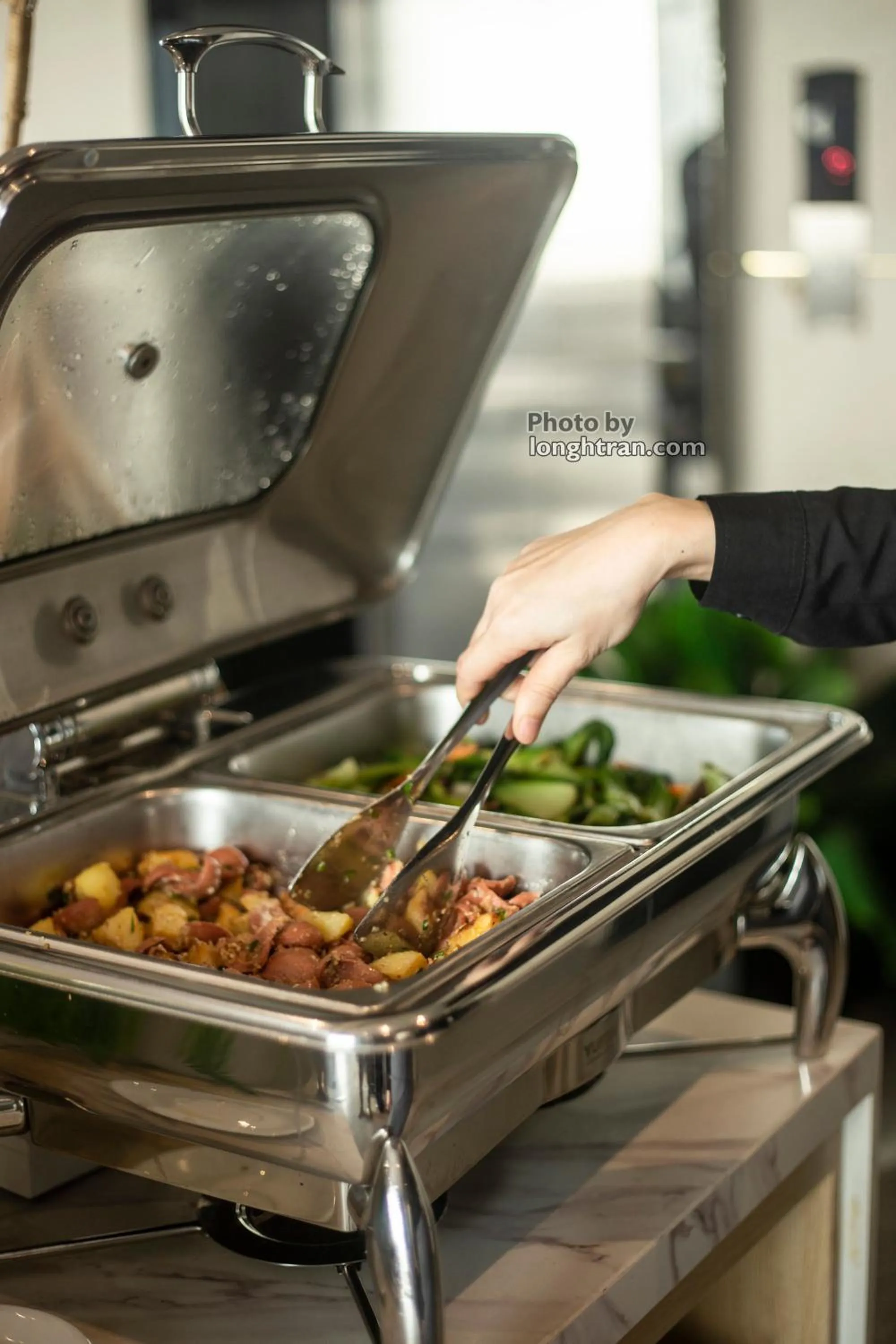 Food in Grand Ocean Luxury Boutique - Infinity Rooftop Pool