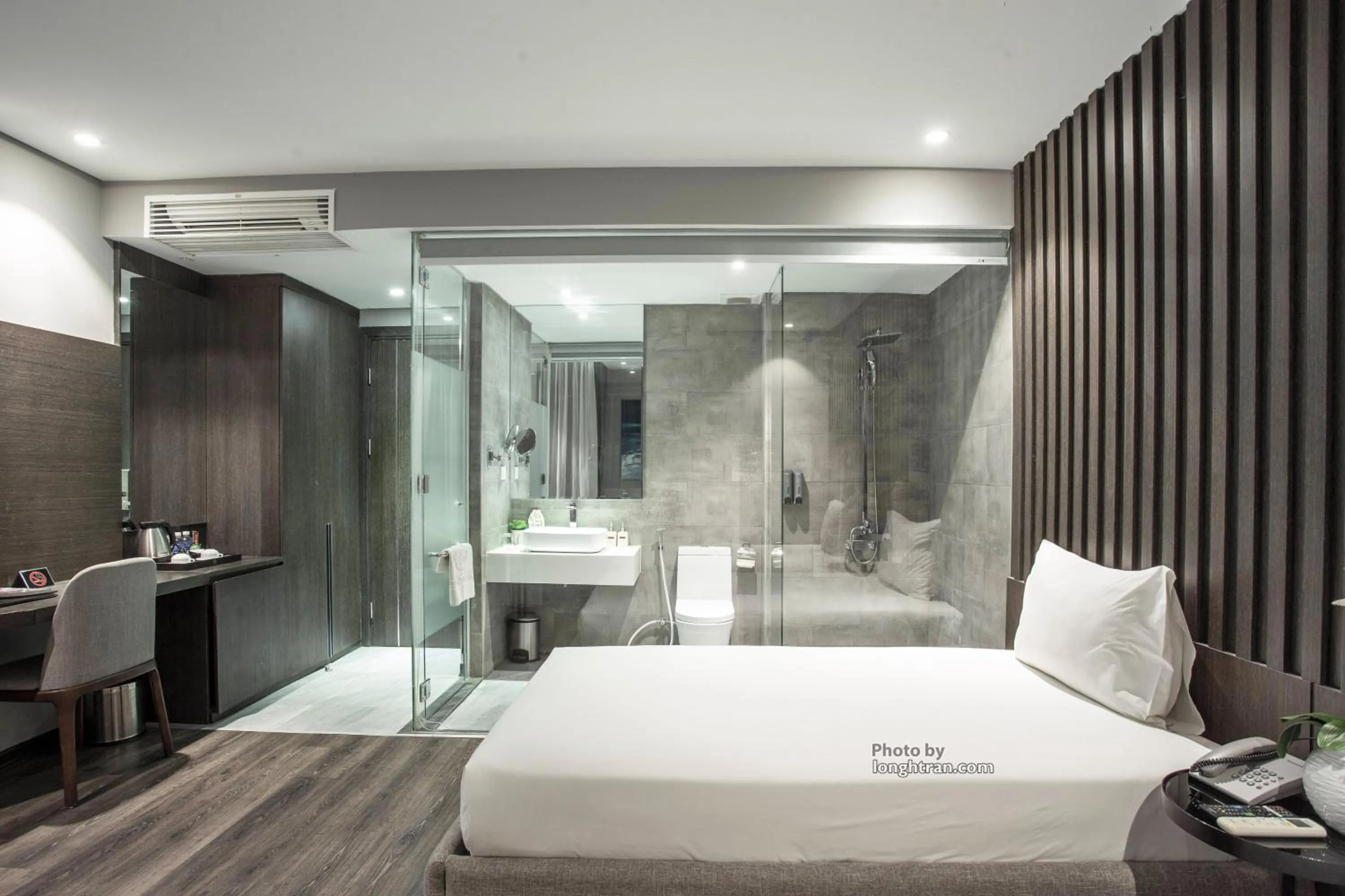 Property building, Bed in Grand Ocean Luxury Boutique - Infinity Rooftop Pool