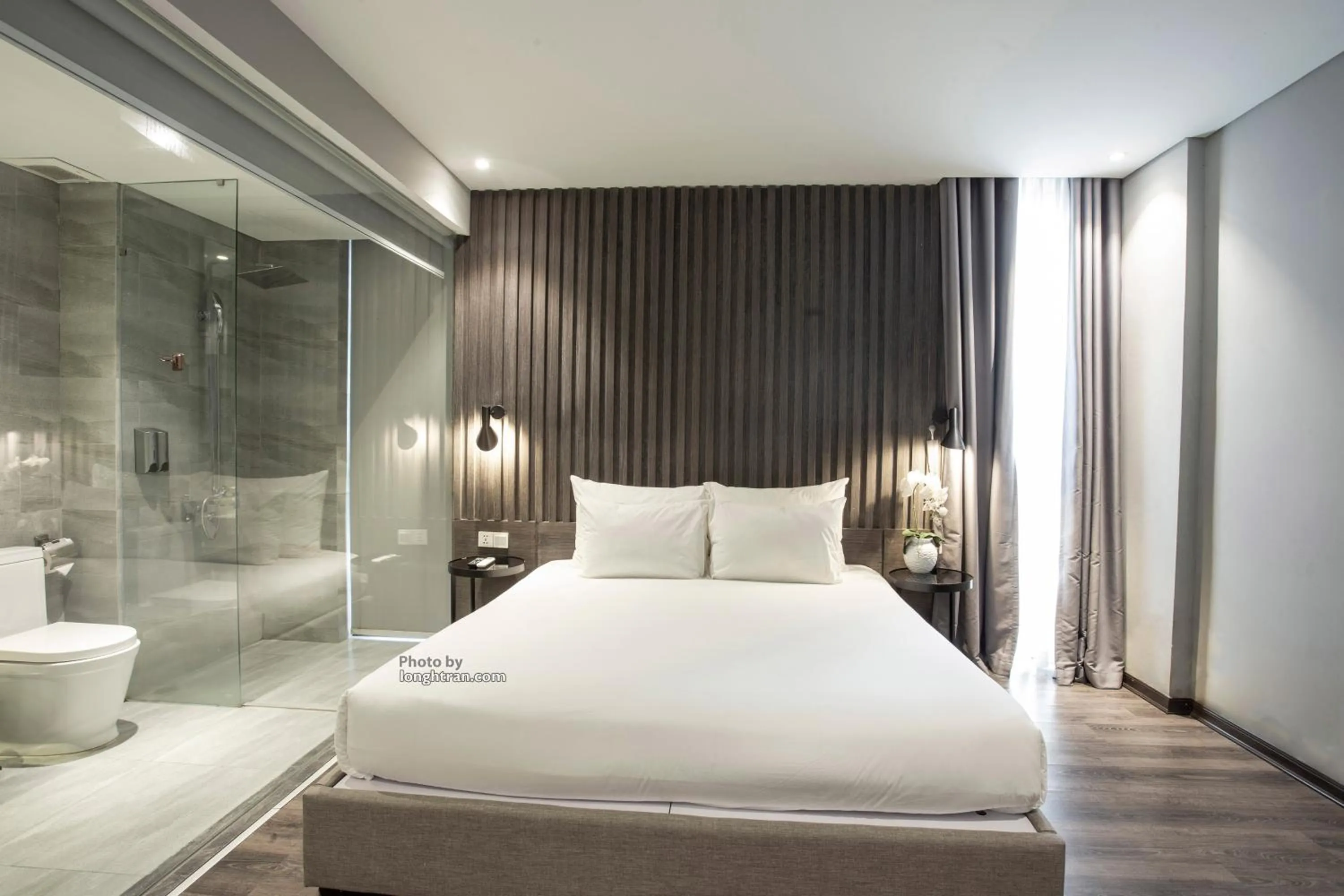 Bedroom, Bed in Grand Ocean Luxury Boutique - Infinity Rooftop Pool