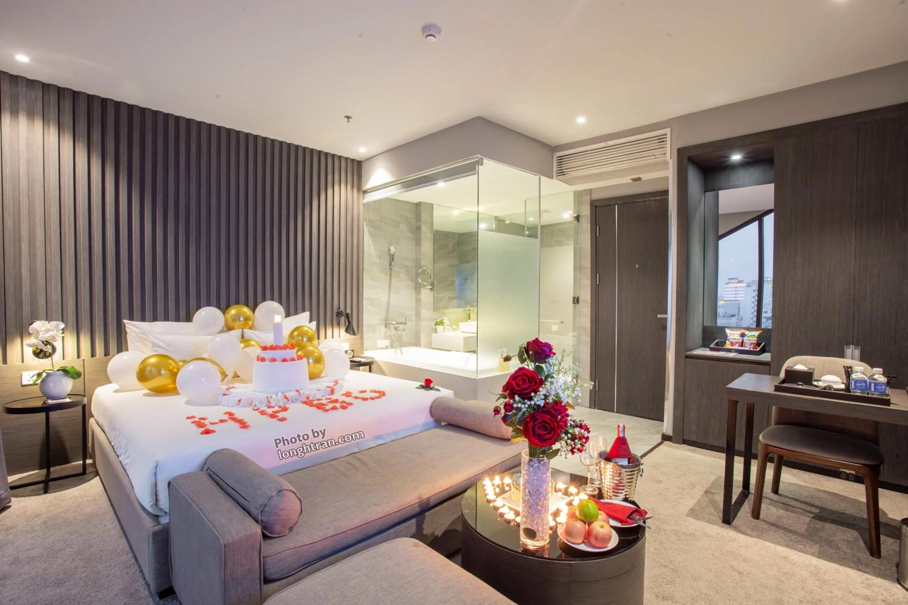 Property building, Bed in Grand Ocean Luxury Boutique - Infinity Rooftop Pool