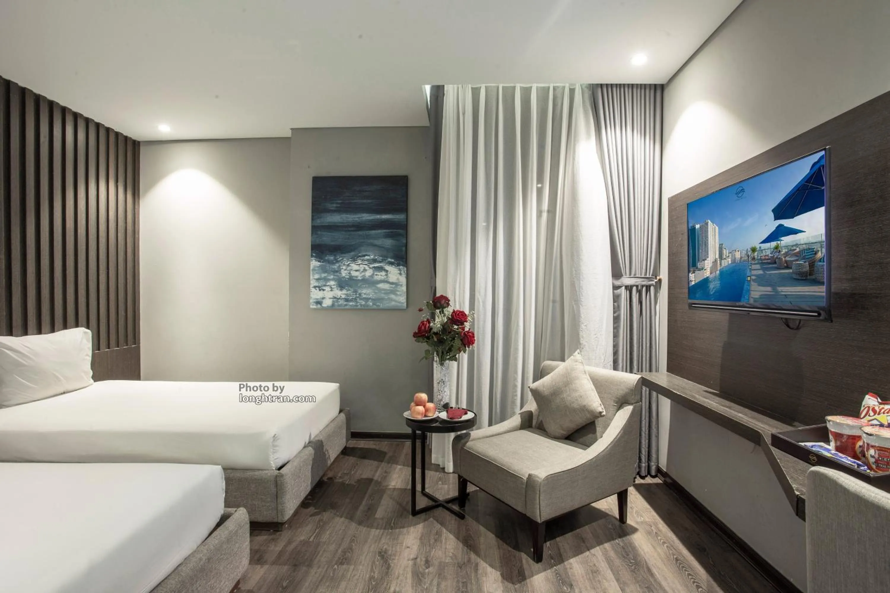 Property building, Bed in Grand Ocean Luxury Boutique - Infinity Rooftop Pool