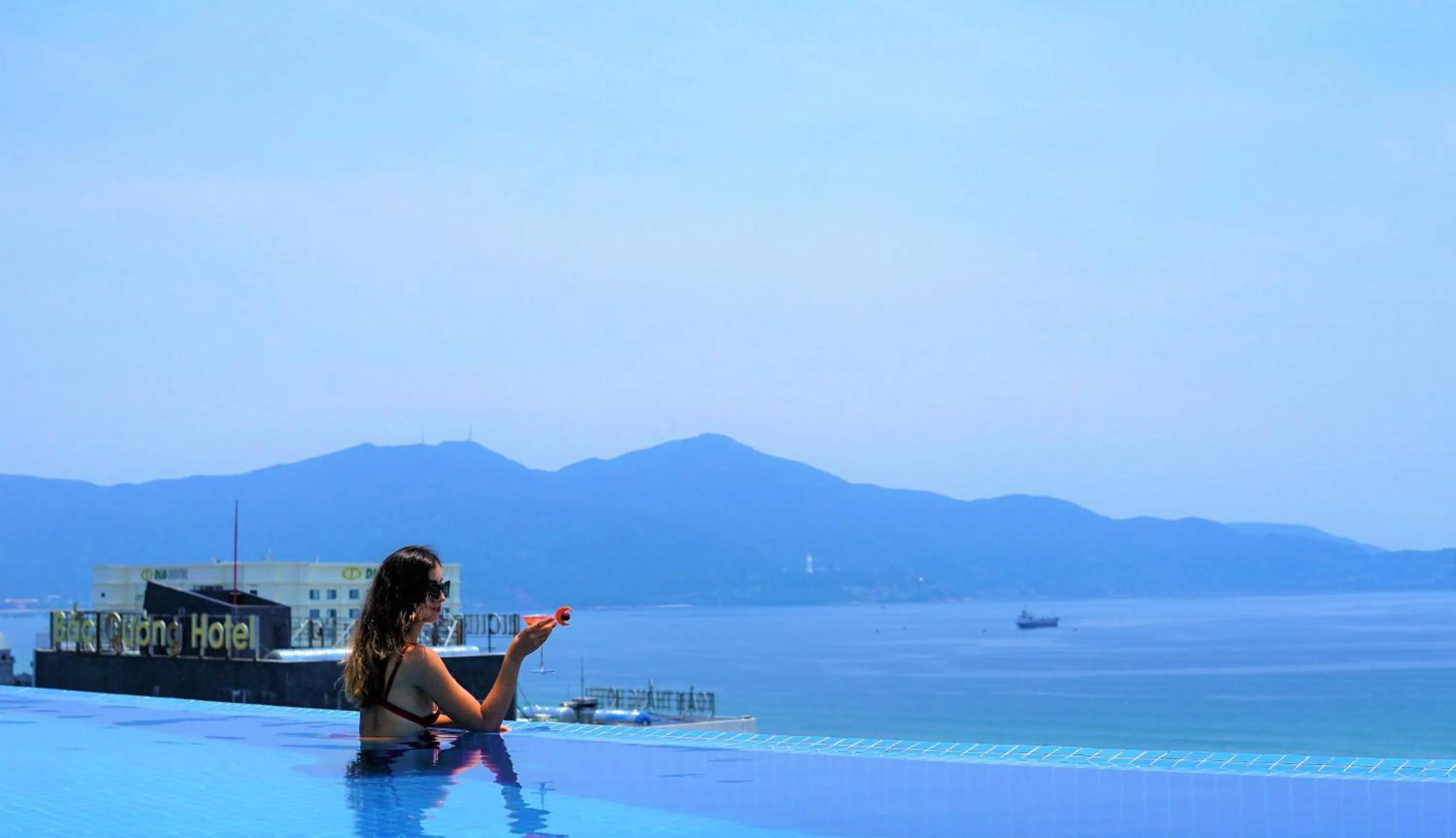 Swimming pool in Grand Ocean Luxury Boutique - Infinity Rooftop Pool