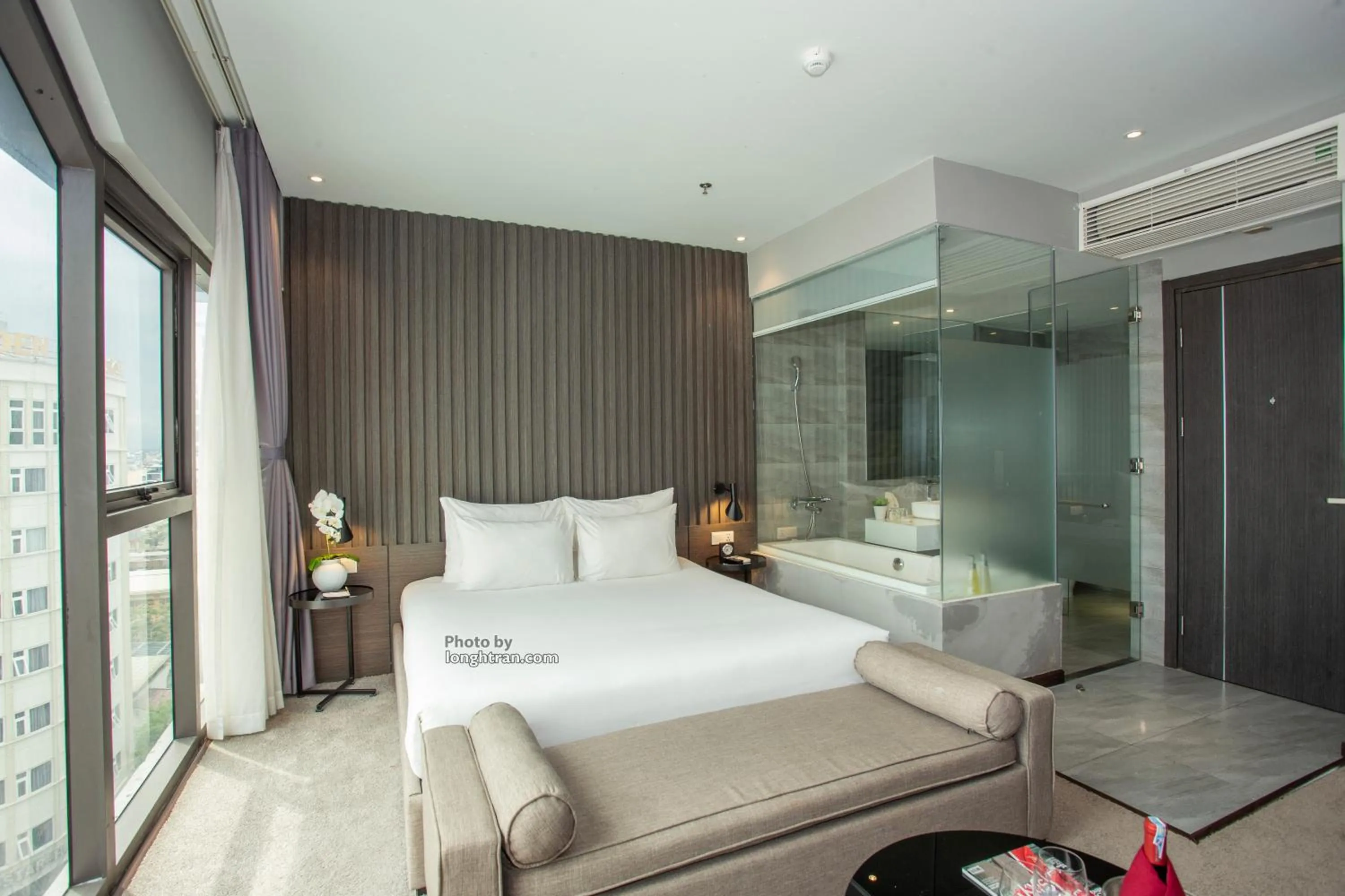 Property building, Bed in Grand Ocean Luxury Boutique - Infinity Rooftop Pool