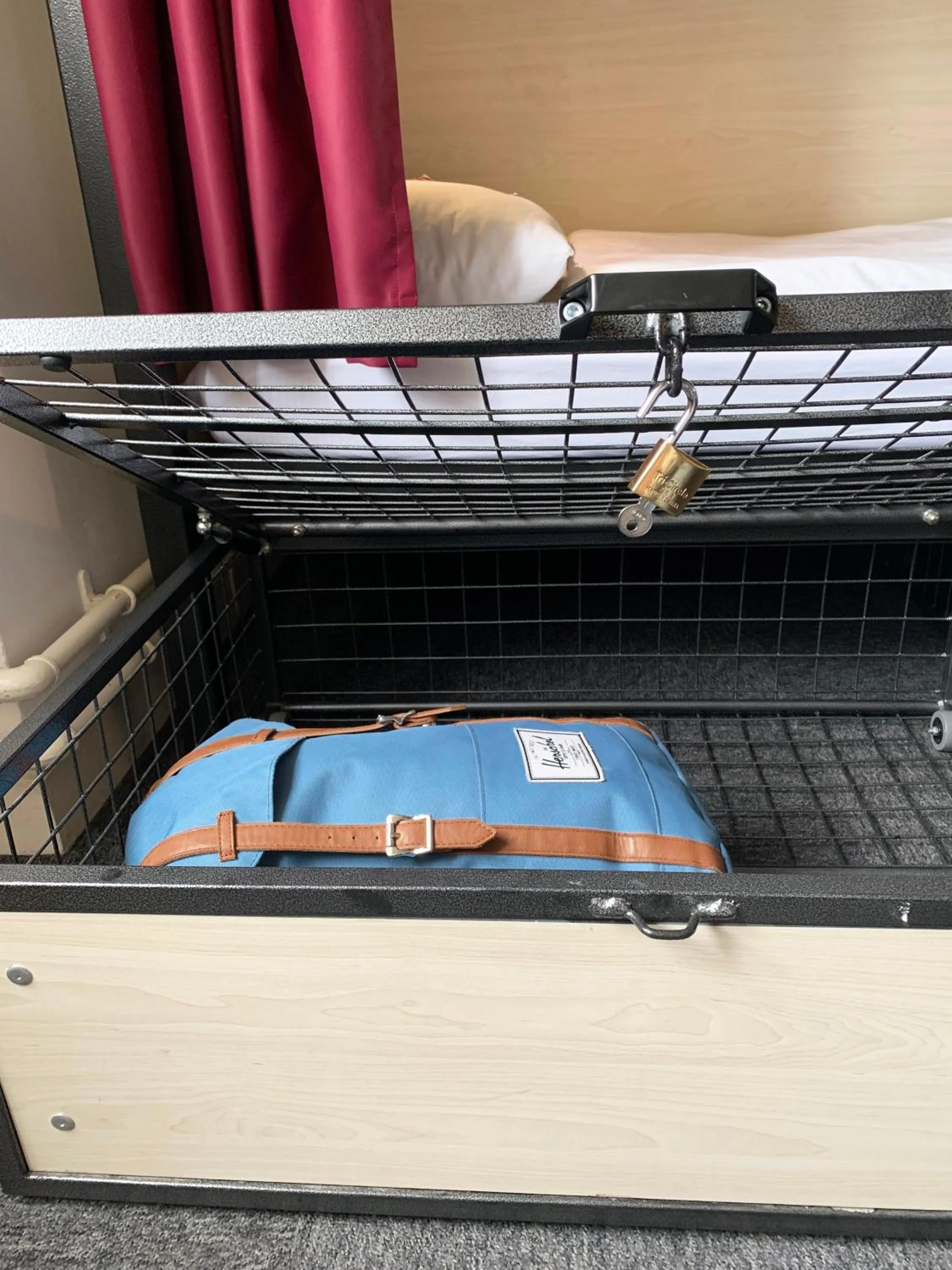 Bed in Kinlay Hostel Eyre Square