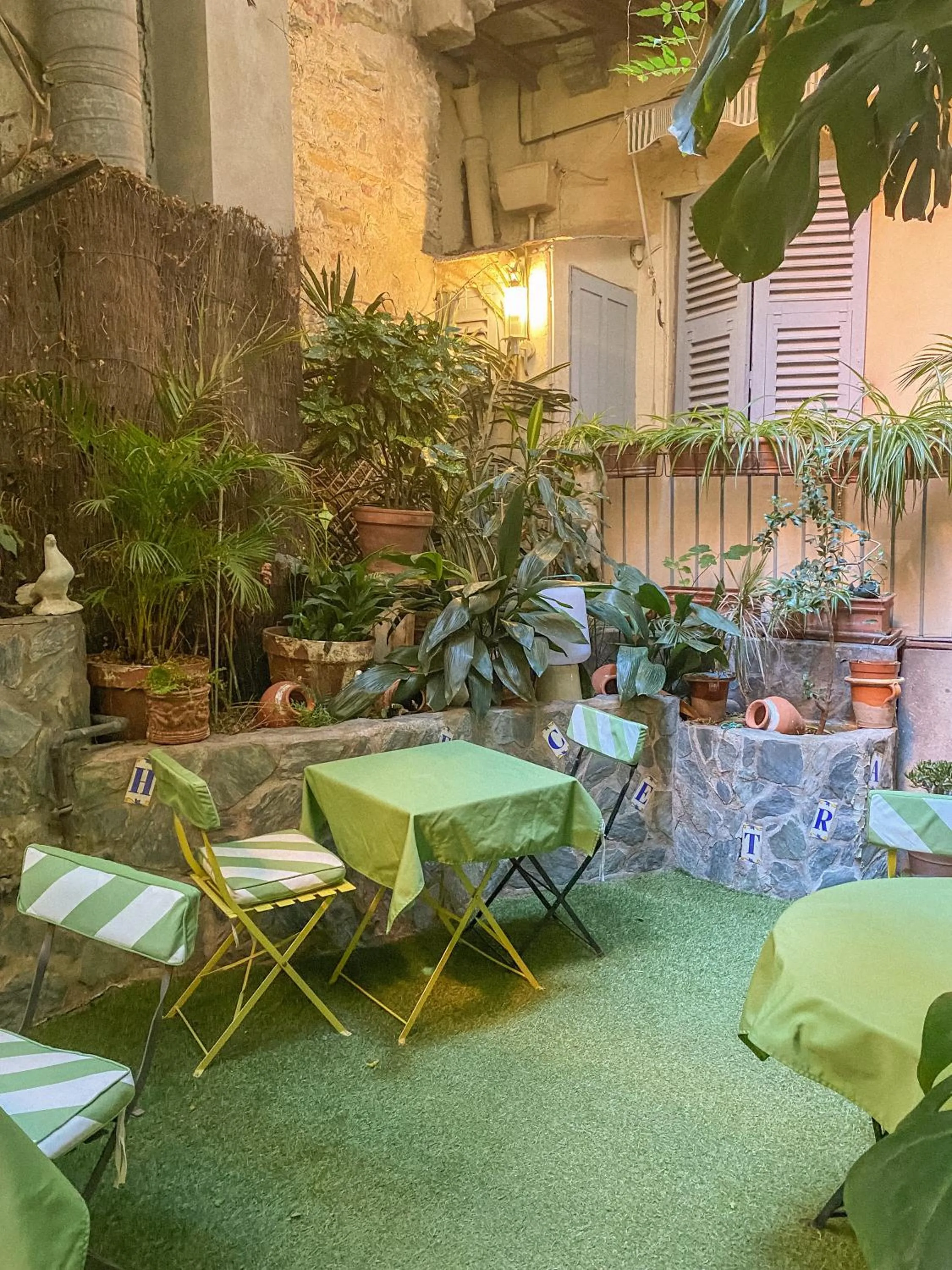 Patio in Hotel Central Bastia