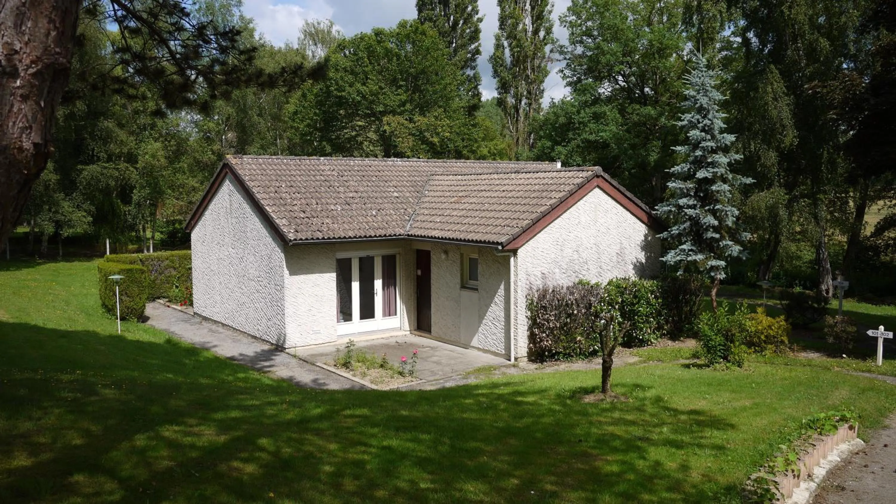 Garden in Hotel Restaurant Le Manguier