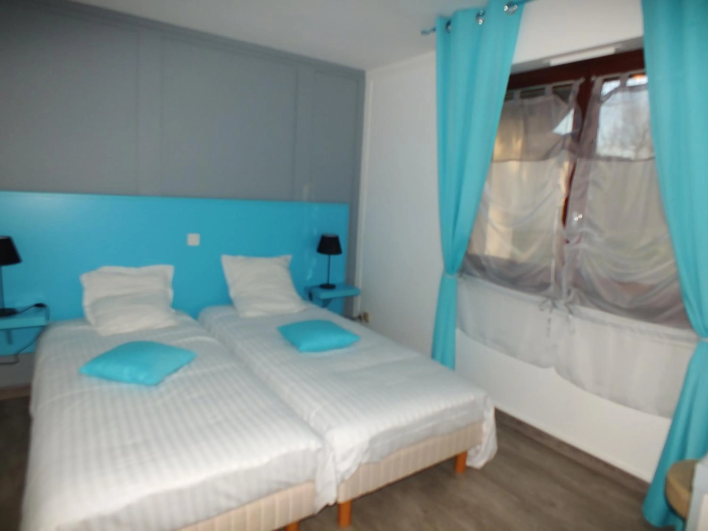 Bedroom, Bed in Hotel Restaurant Le Manguier