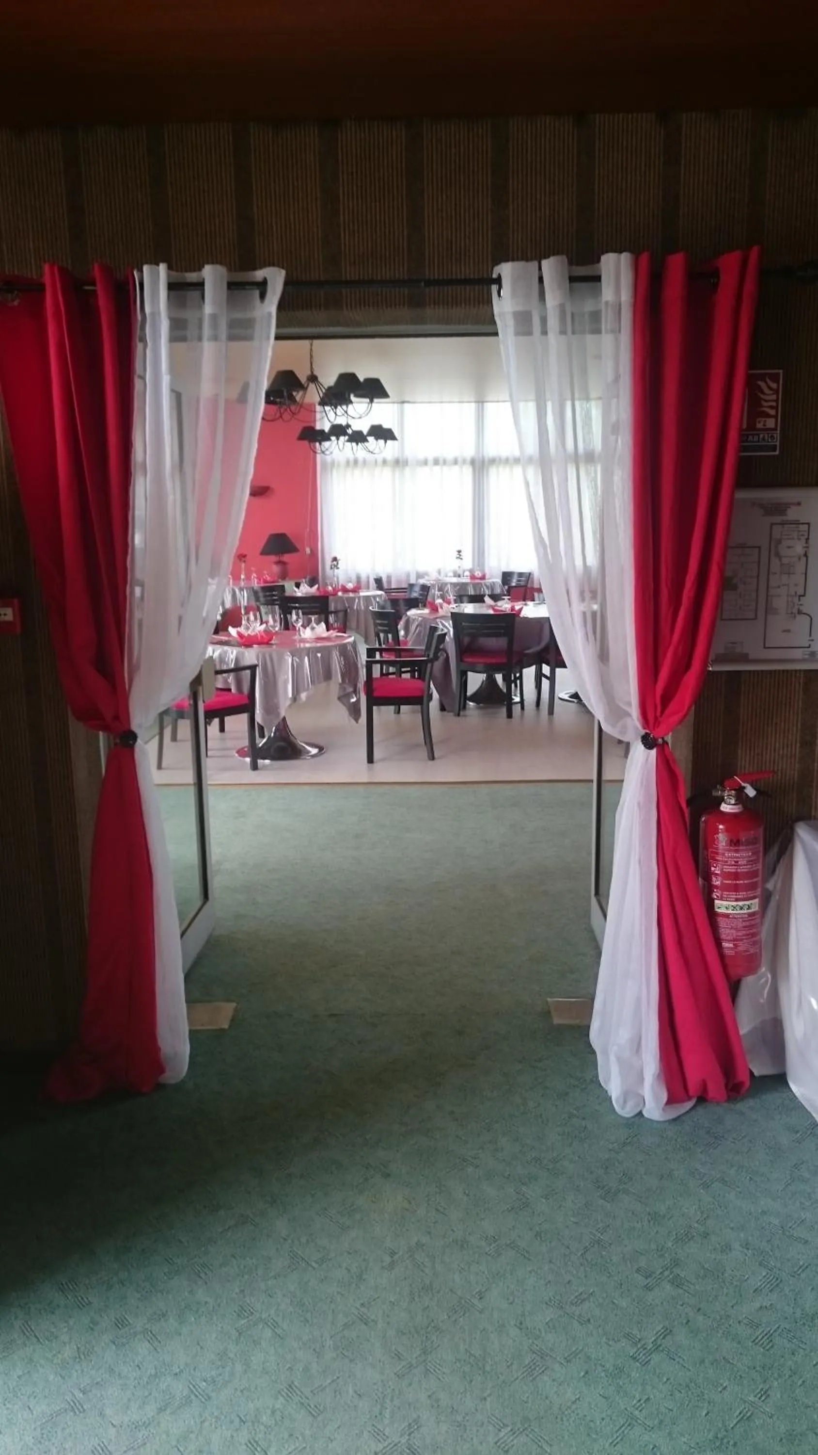 Restaurant/places to eat in Hotel Restaurant Le Manguier