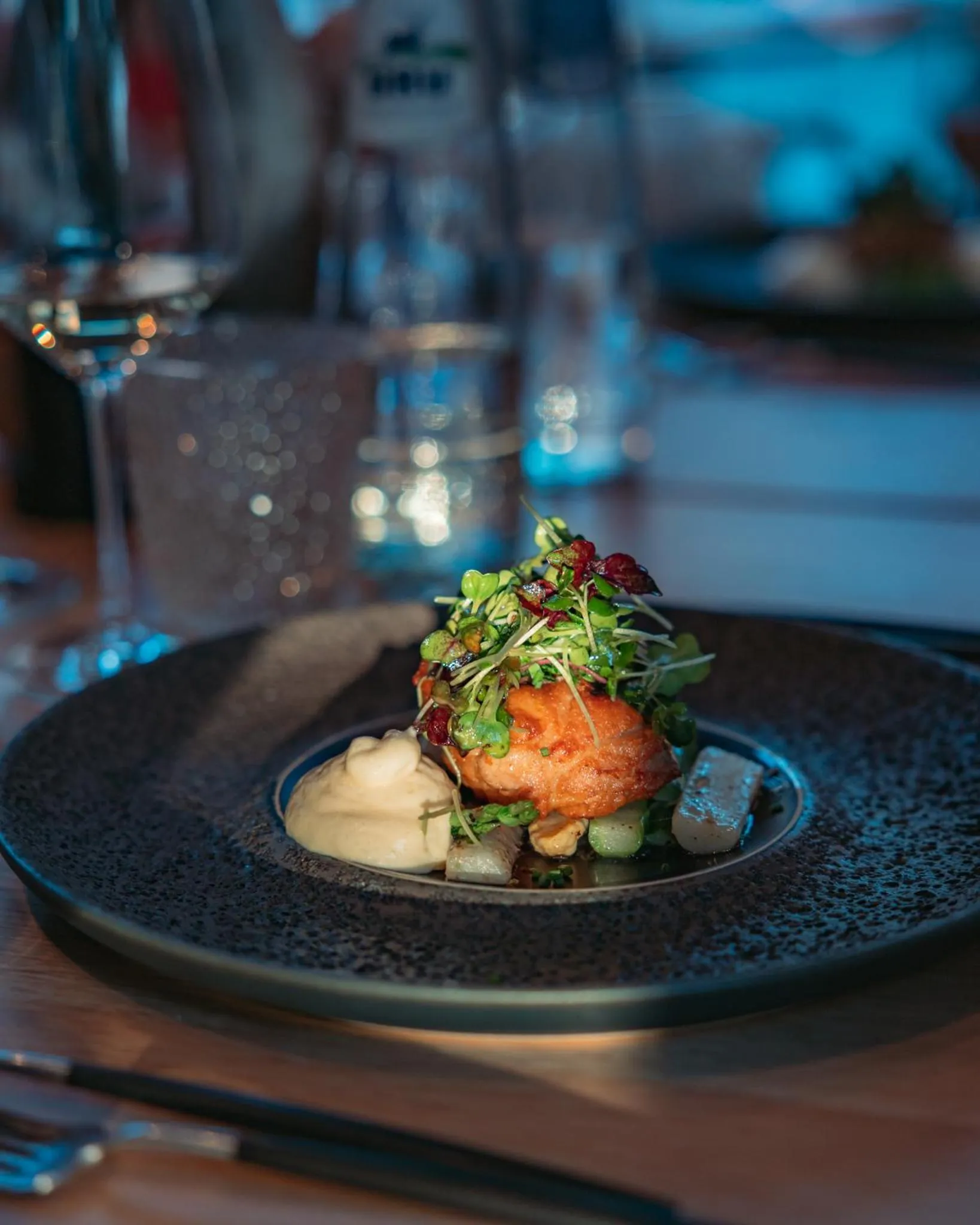 Restaurant/places to eat in Ne5t Hotel & Spa