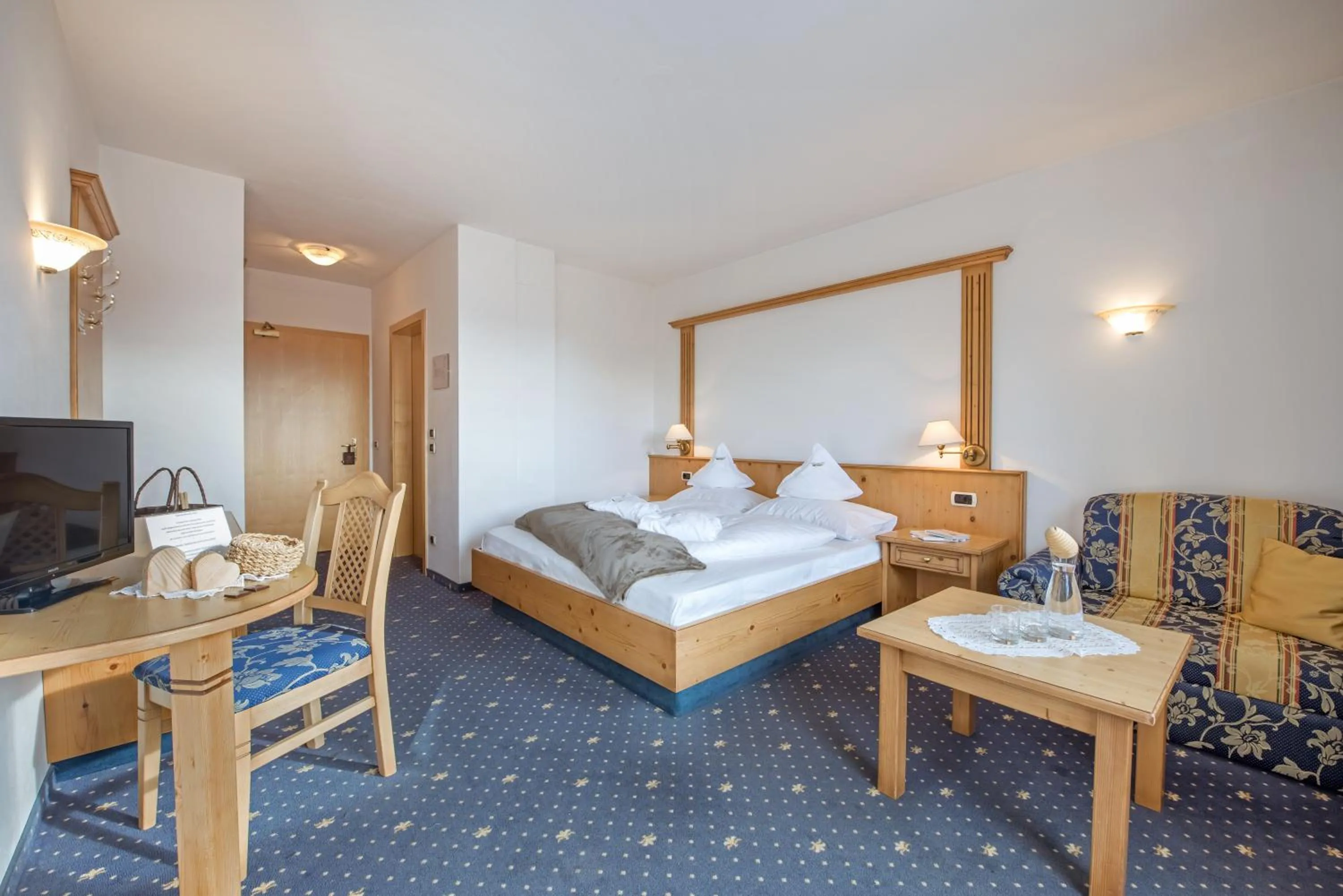 Photo of the whole room, Bed in Naturhotel Waldheim