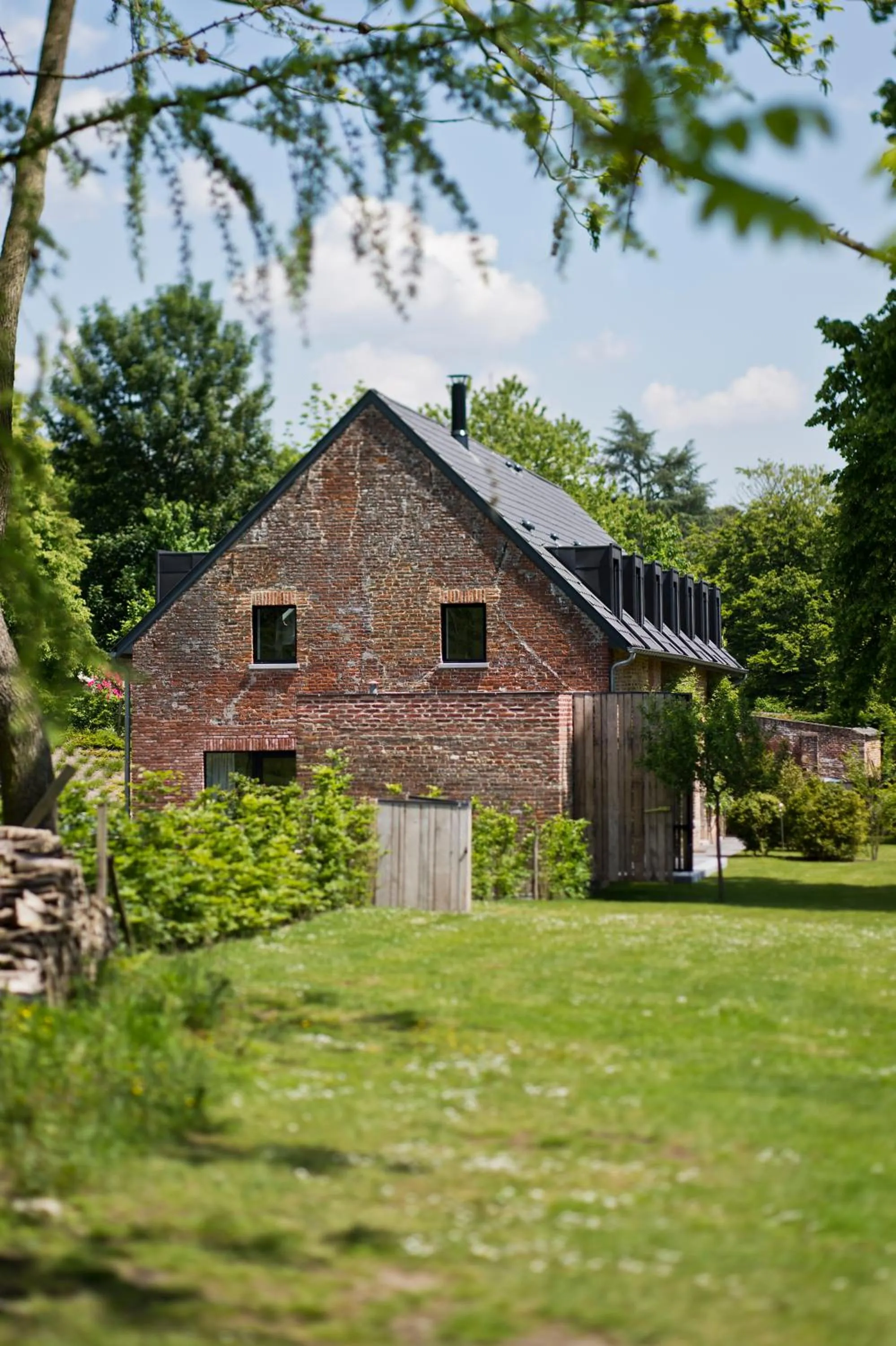 Facade/entrance in B&B Park7 Wavre - Leuven