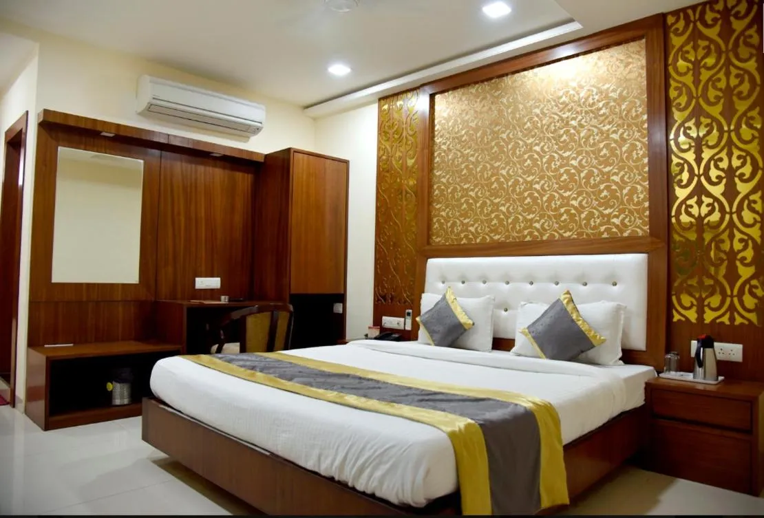 Superior Double Room in Hotel Simran Pride, Raipur