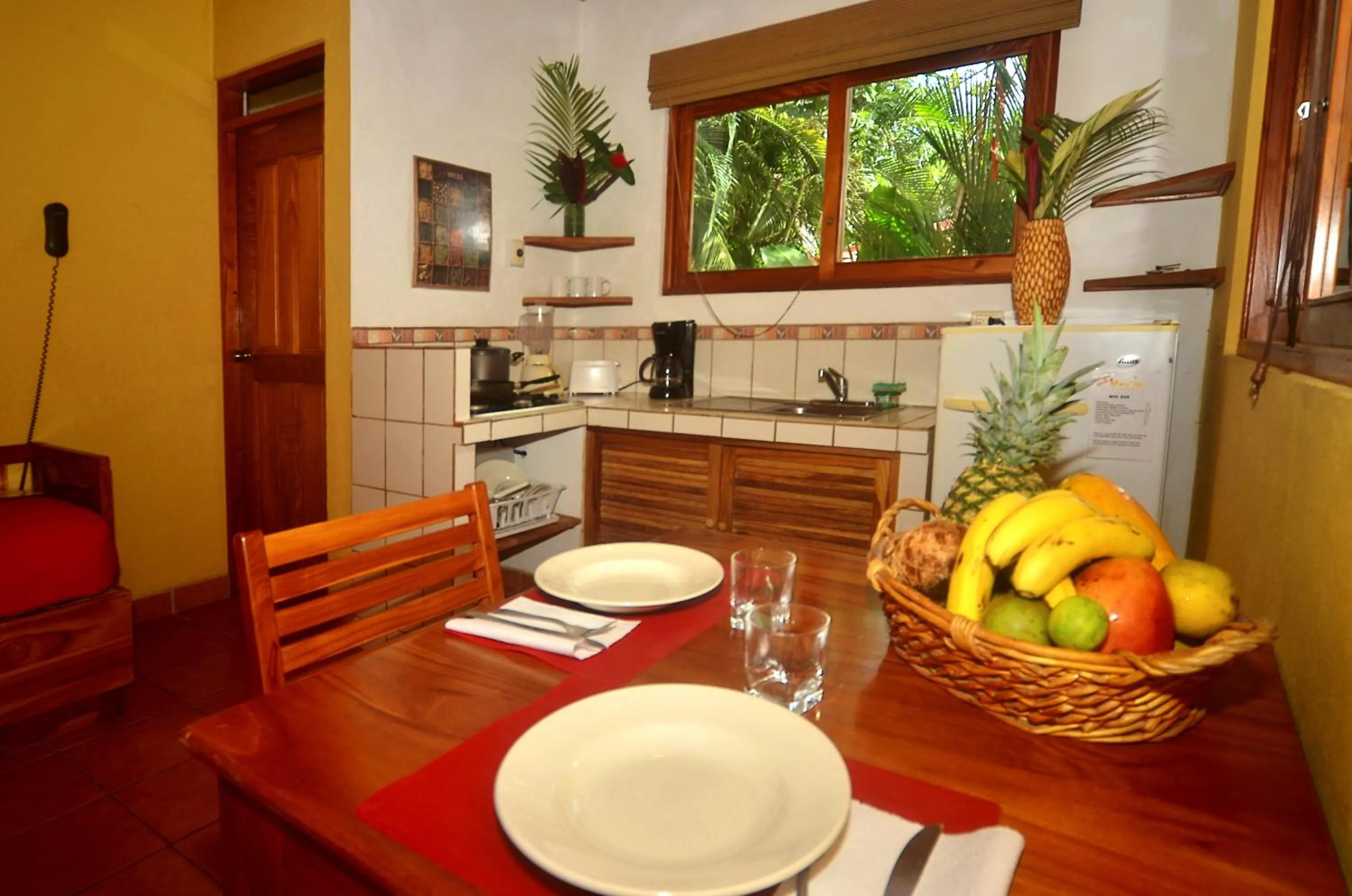 Kitchen or kitchenette in Esencia Hotel and Villas
