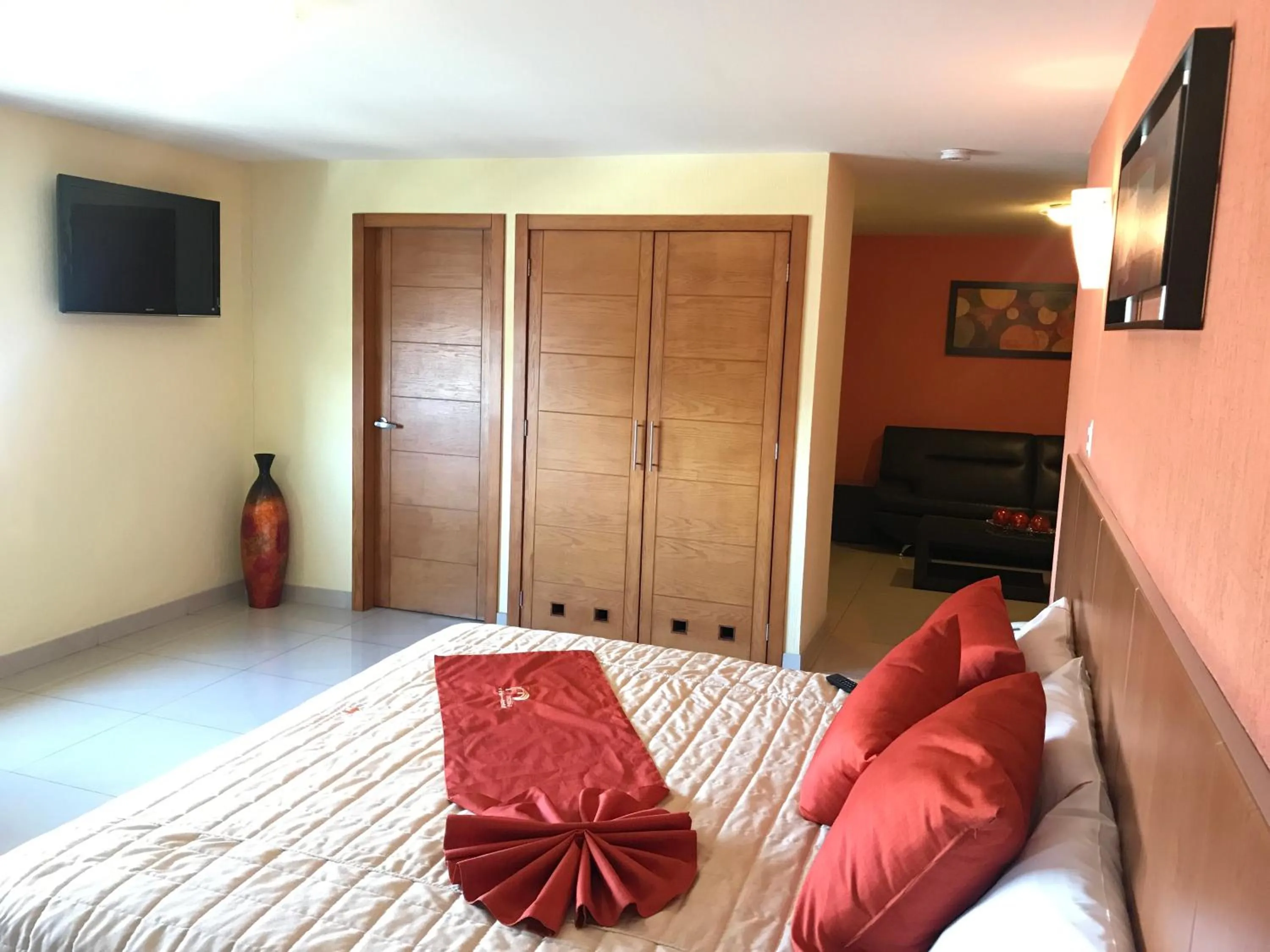 Bed in Hostalia Hotel Expo & Business Class