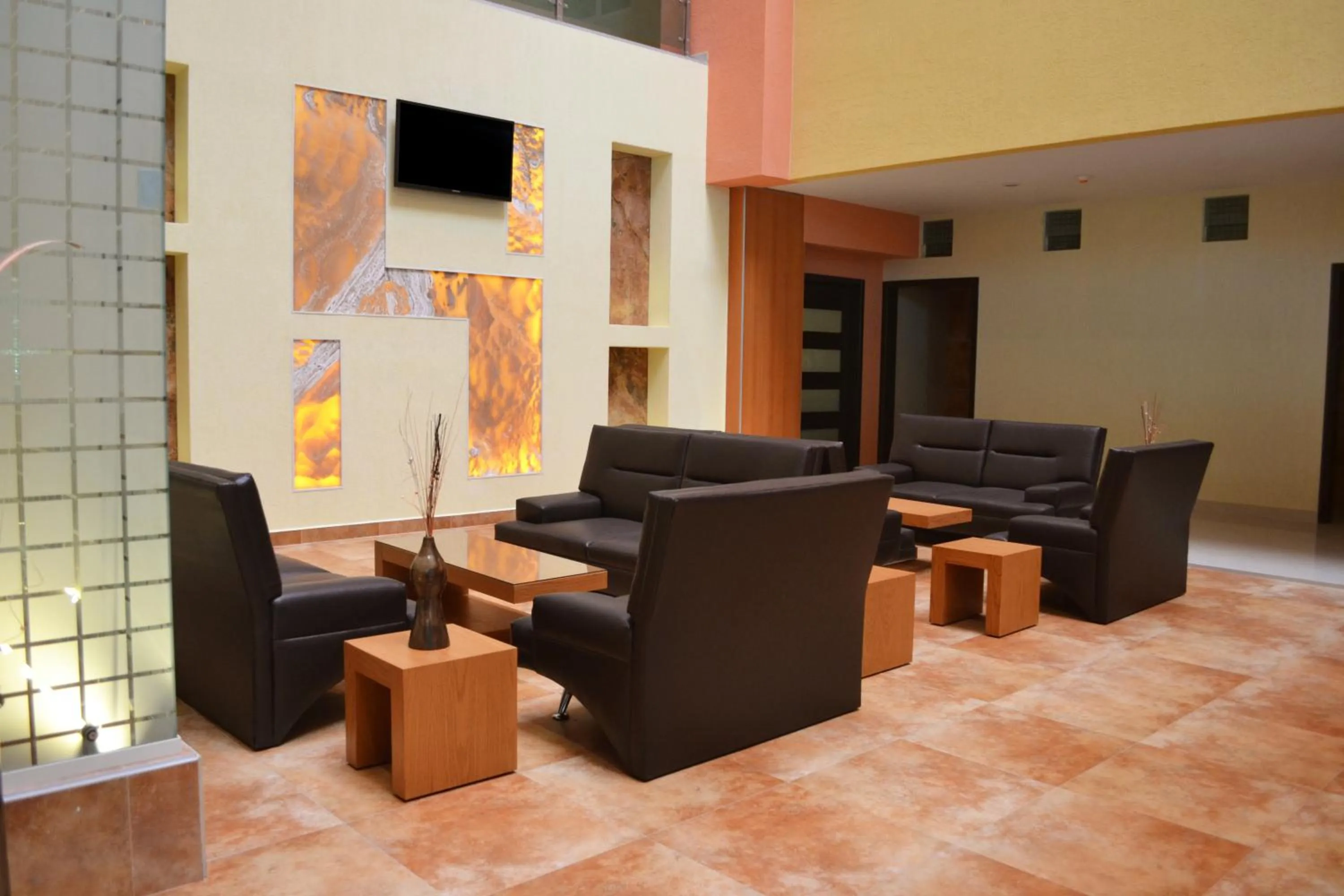 Lobby or reception in Hostalia Hotel Expo & Business Class