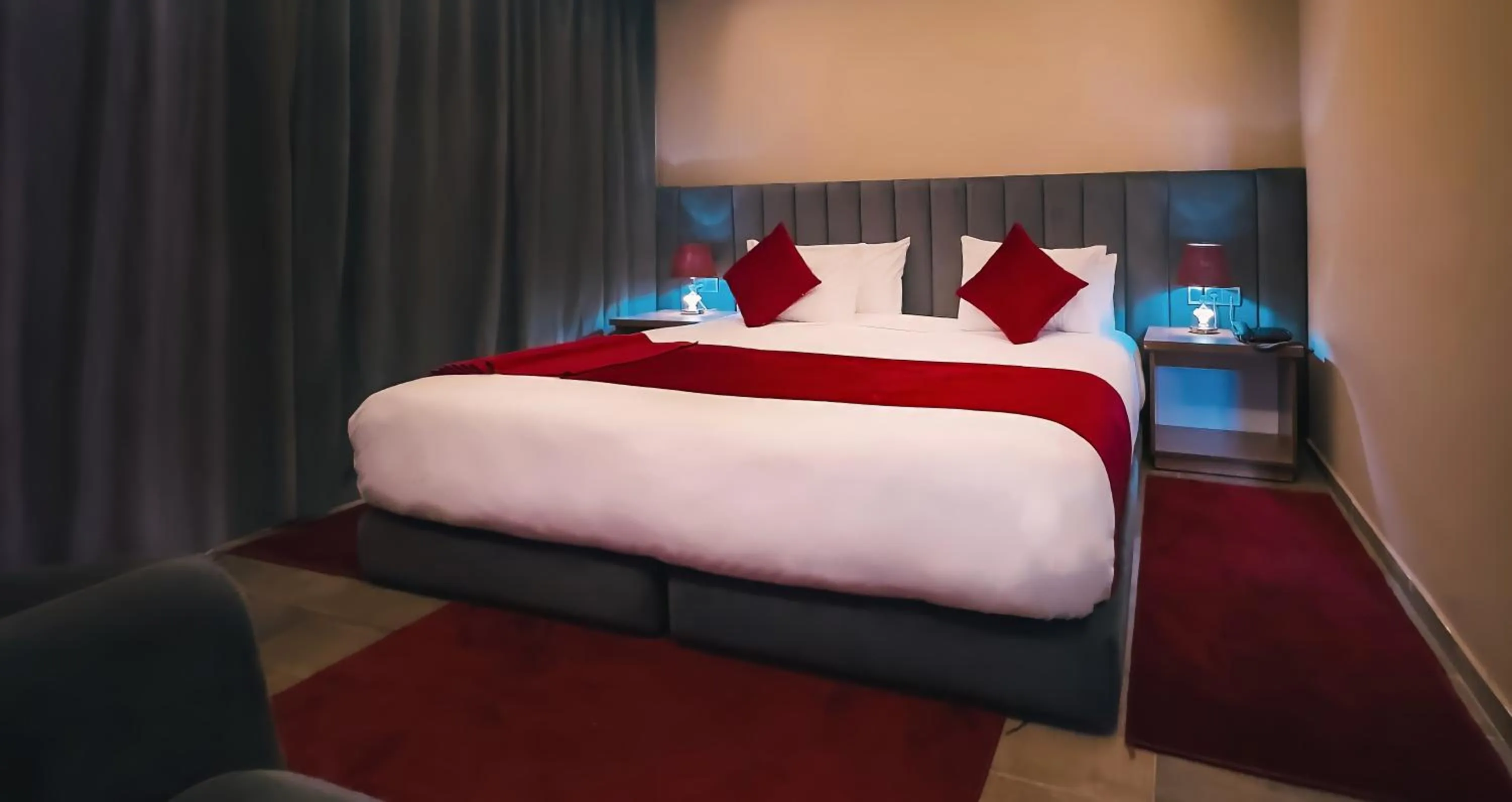 Bed in RS Hotel Karam Palace