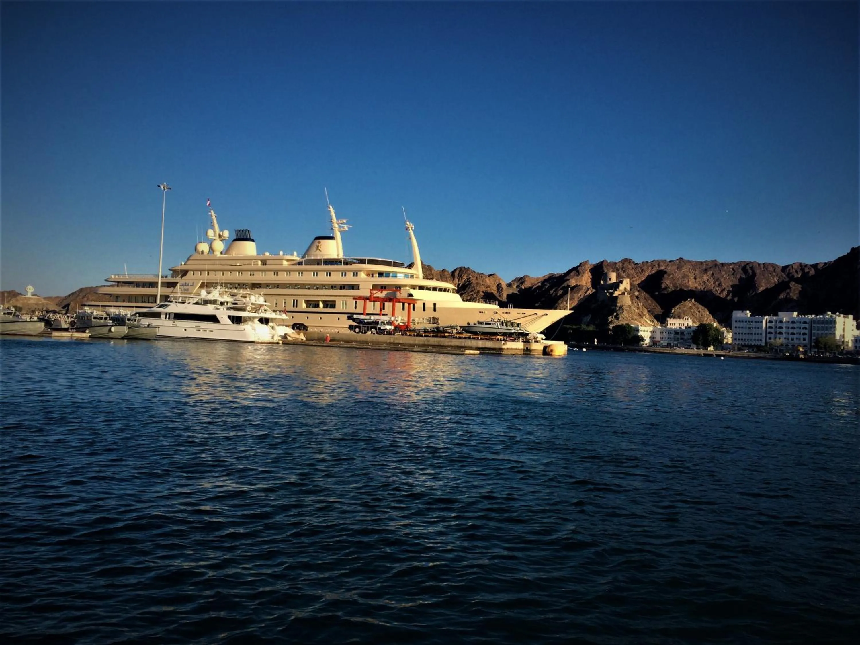 Property building in NASEEM HOTEL