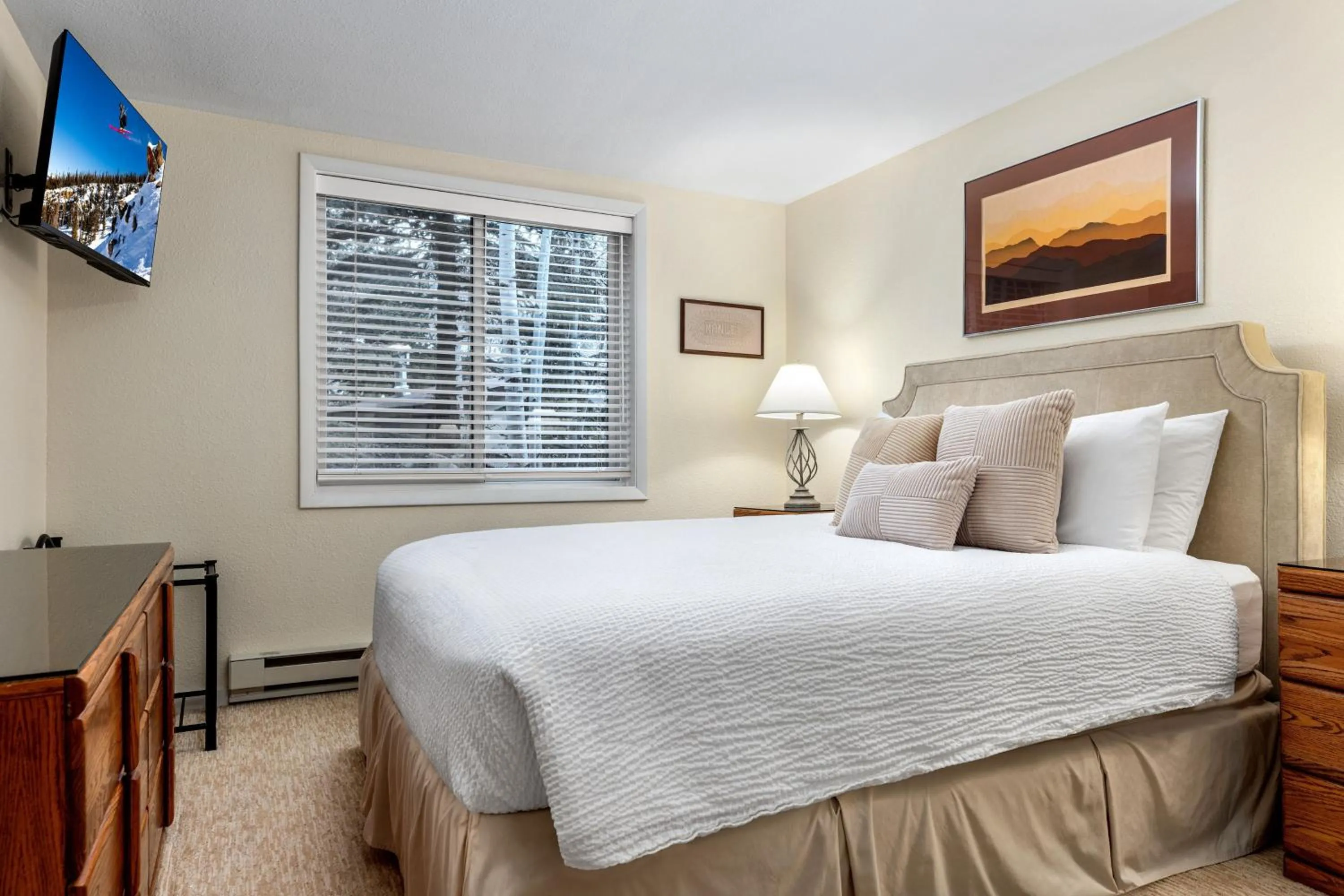 Bed in Terracehouse - CoralTree Residence Collection