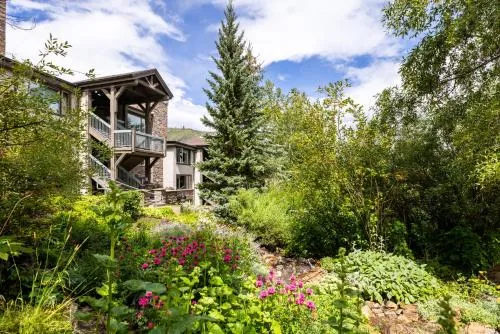 Terracehouse - CoralTree Residence Collection