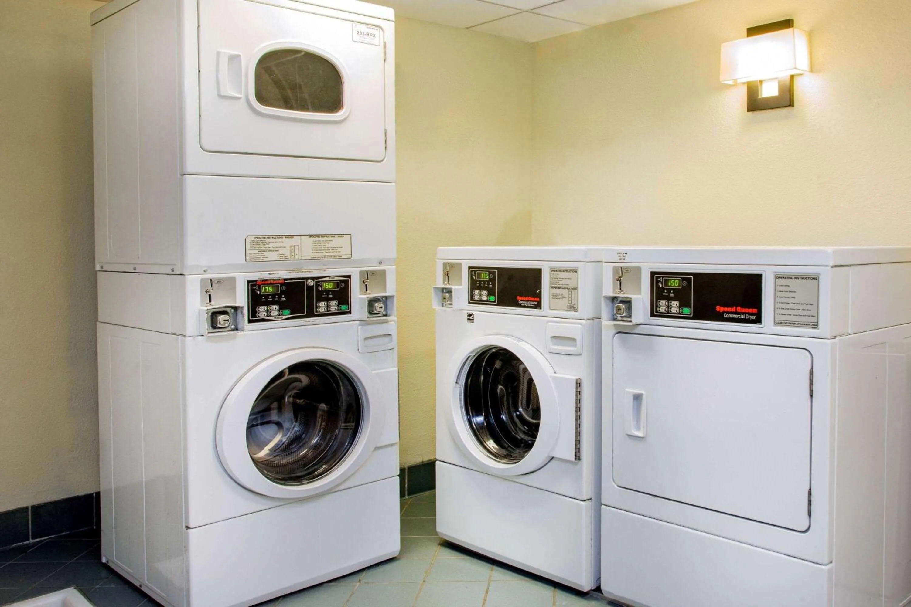 On site in La Quinta by Wyndham Fremont / Silicon Valley