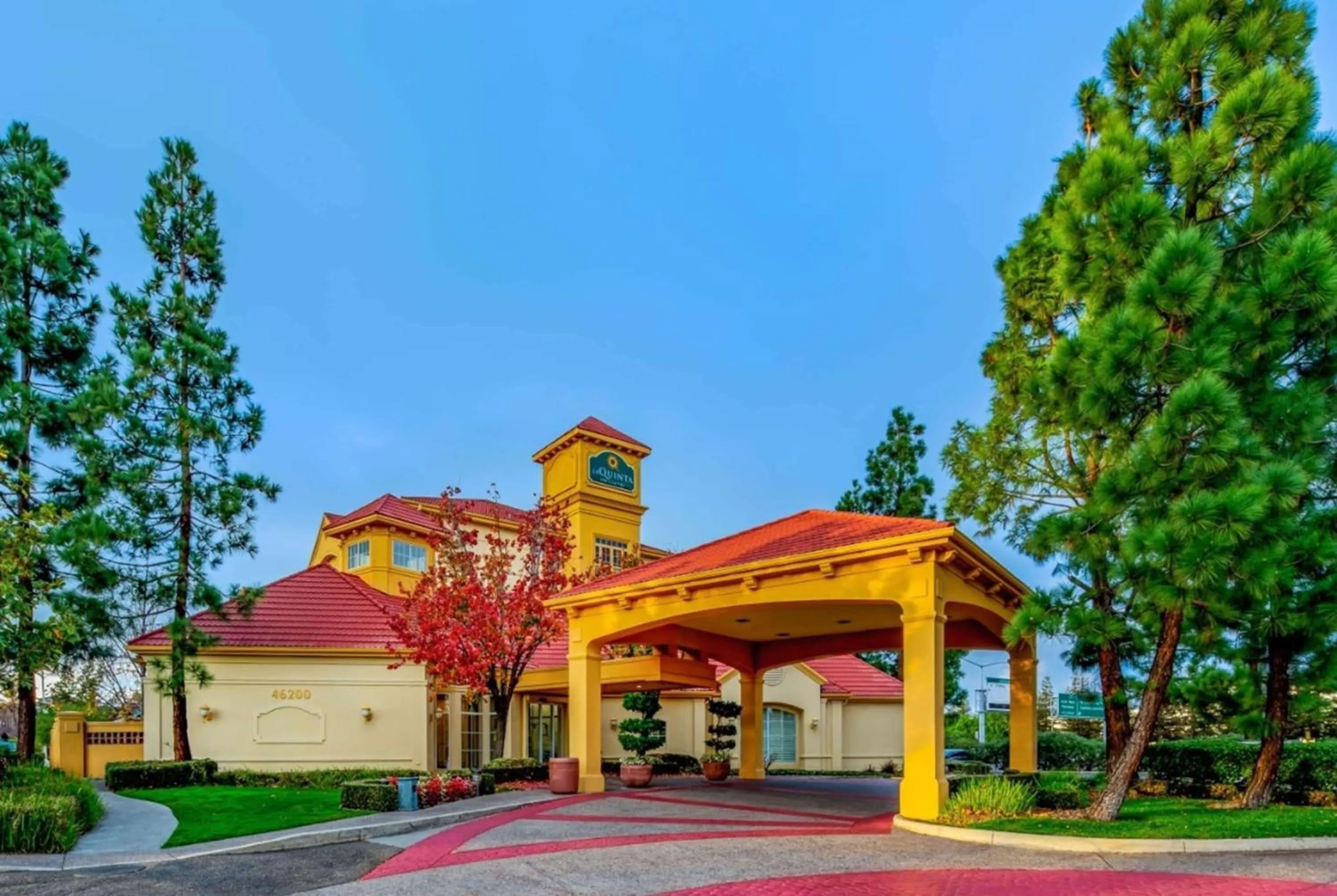 Property building in La Quinta by Wyndham Fremont / Silicon Valley