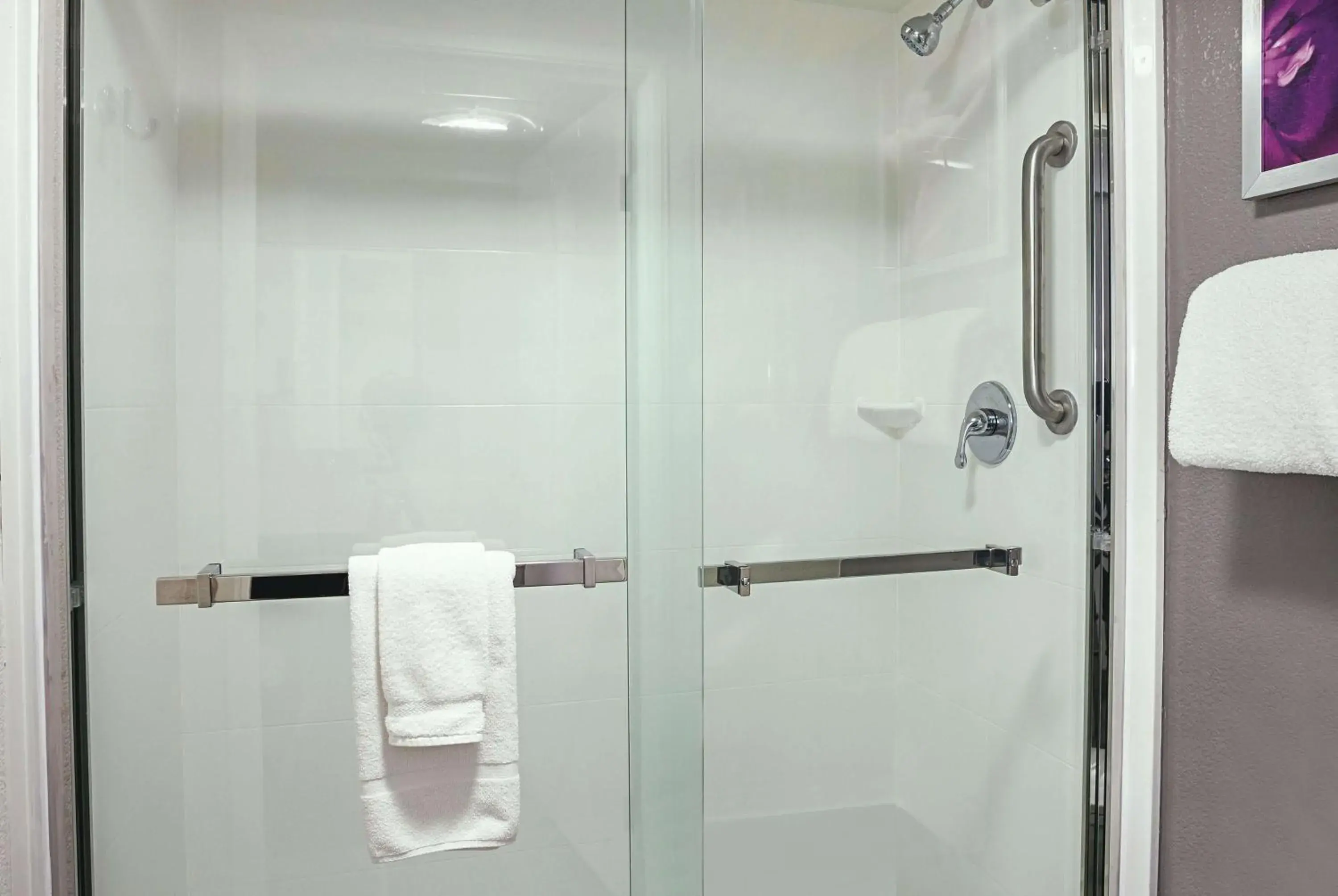 King Room - Non-Smoking in La Quinta by Wyndham Rancho Cordova Sacramento King Room - Non-Smoking in La Quinta by Wyndham Rancho Cordova Sacramento