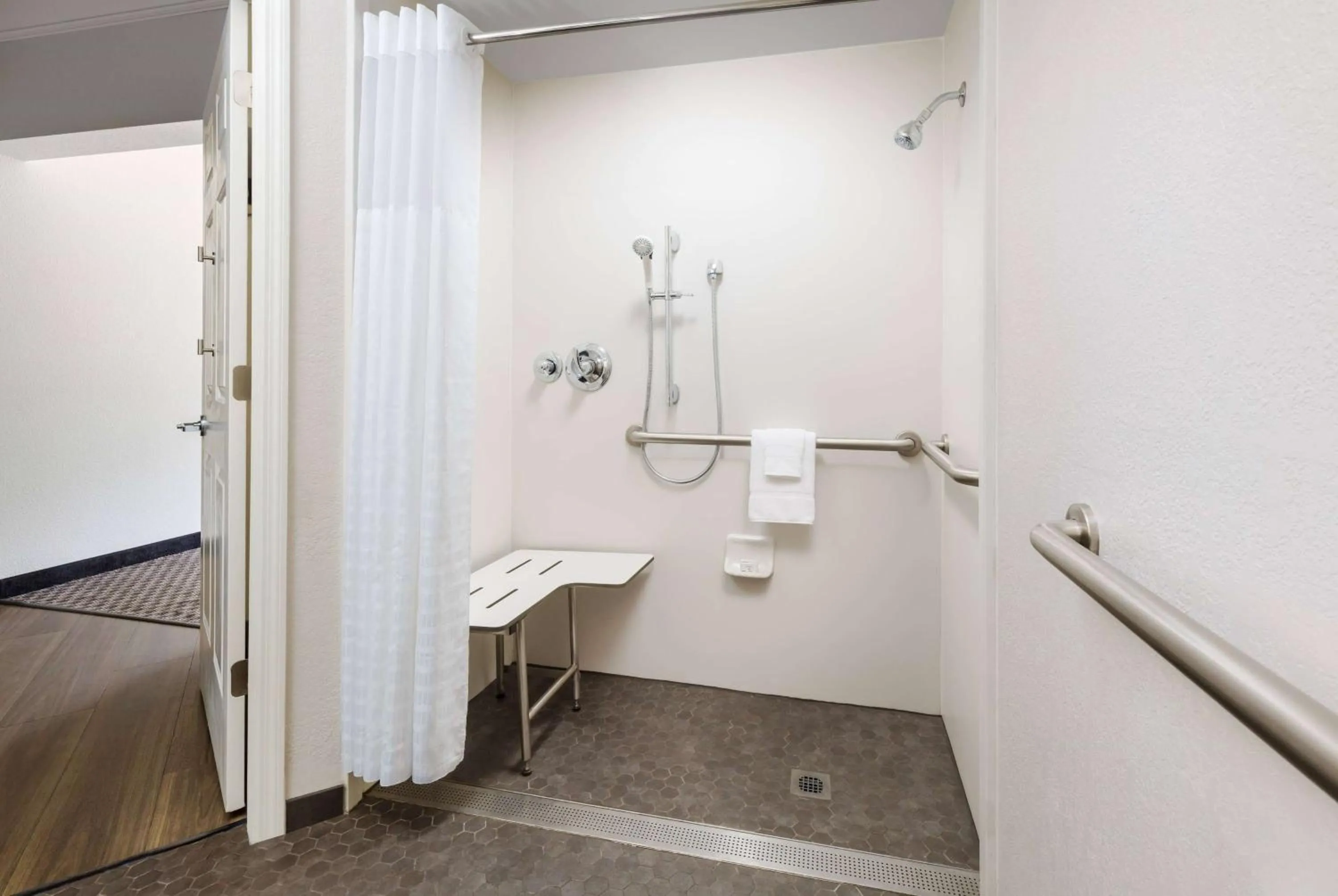 Shower in La Quinta by Wyndham Tampa Brandon Regency Park