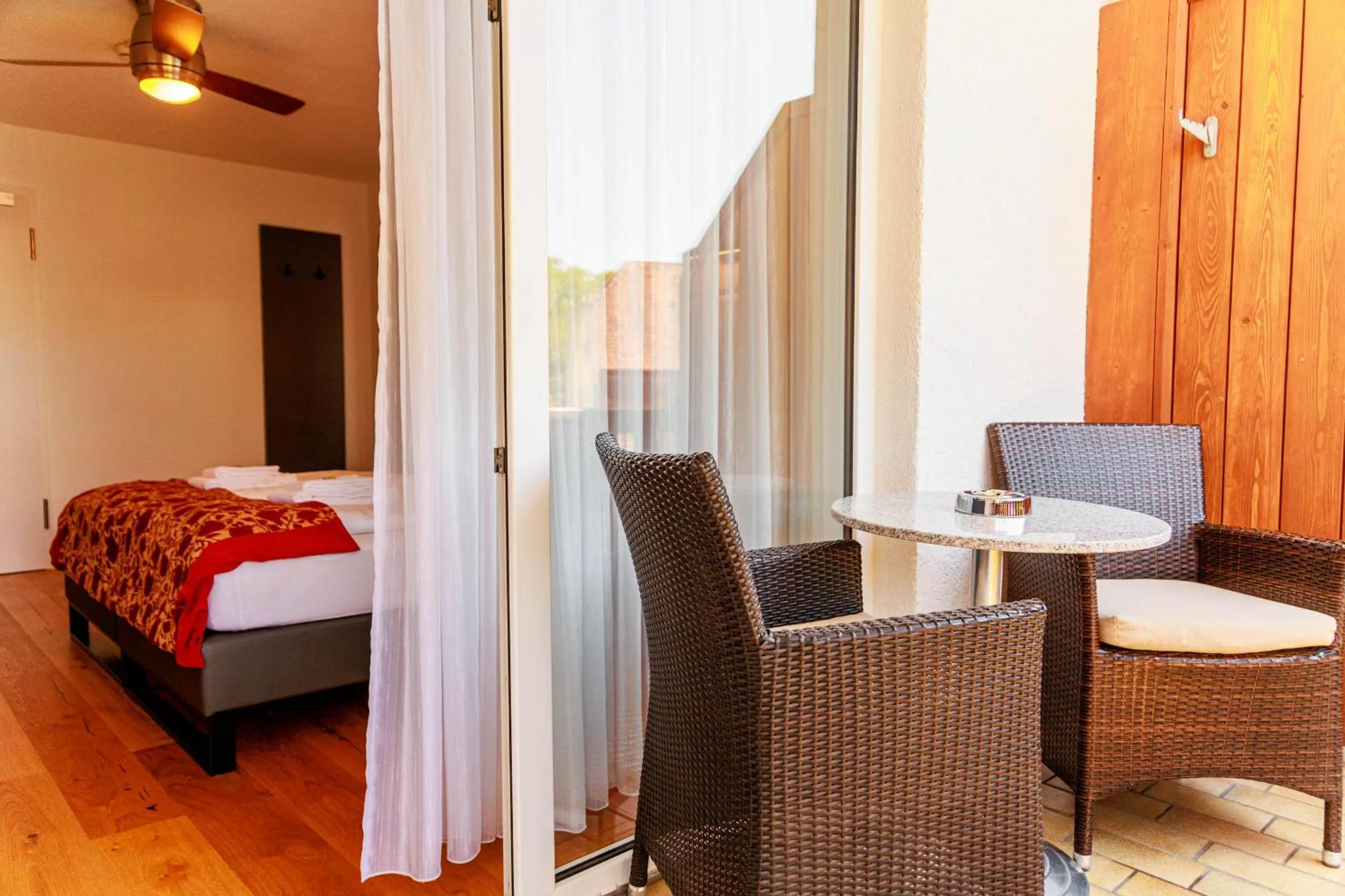 Photo of the whole room, Bed in Bodensee-Hotel Kreuz