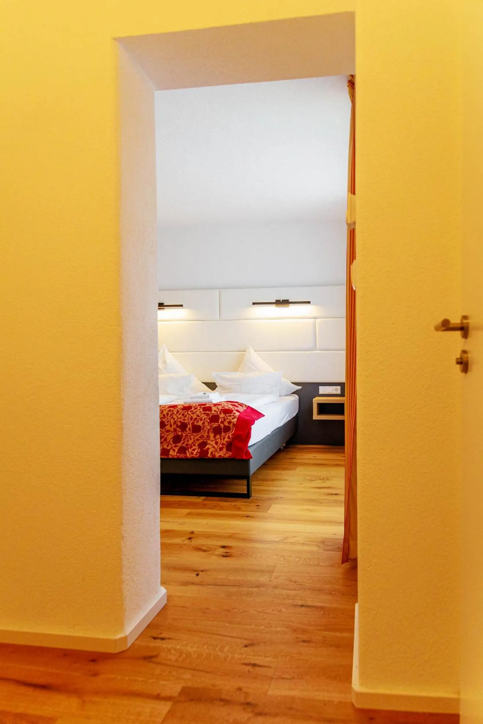 Photo of the whole room, Bed in Bodensee-Hotel Kreuz