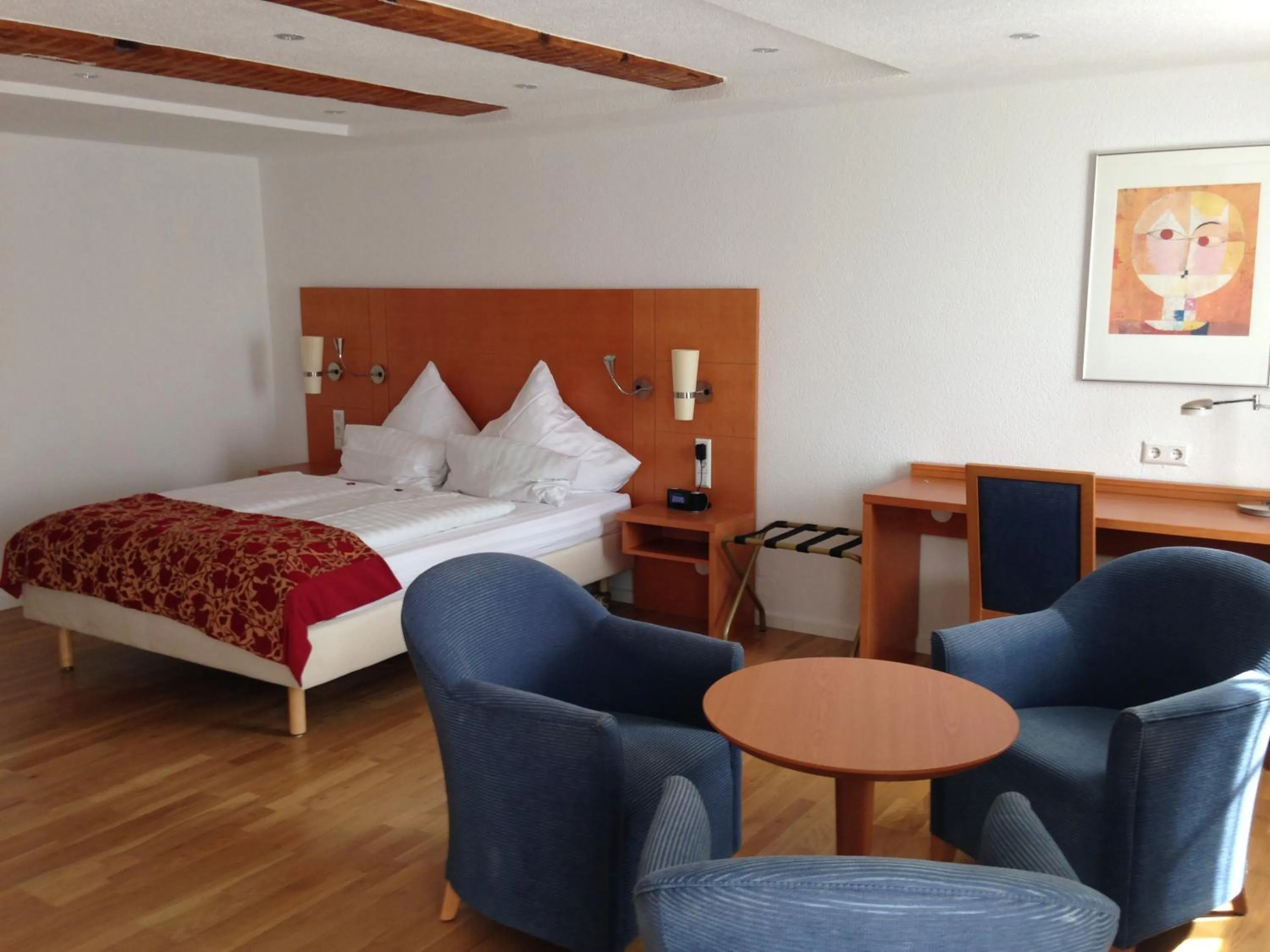 Photo of the whole room, Bed in Bodensee-Hotel Kreuz