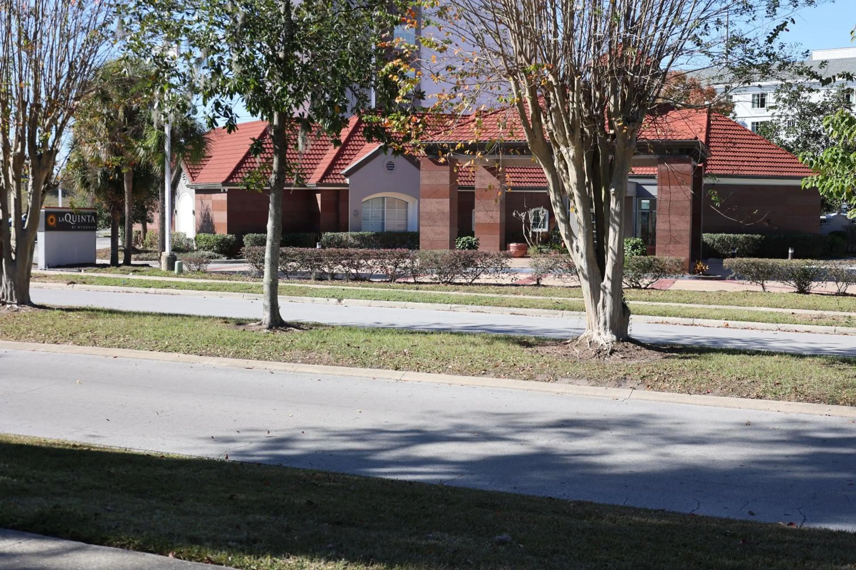 Property building in La Quinta Inn and Suites by Wyndham, Ocala