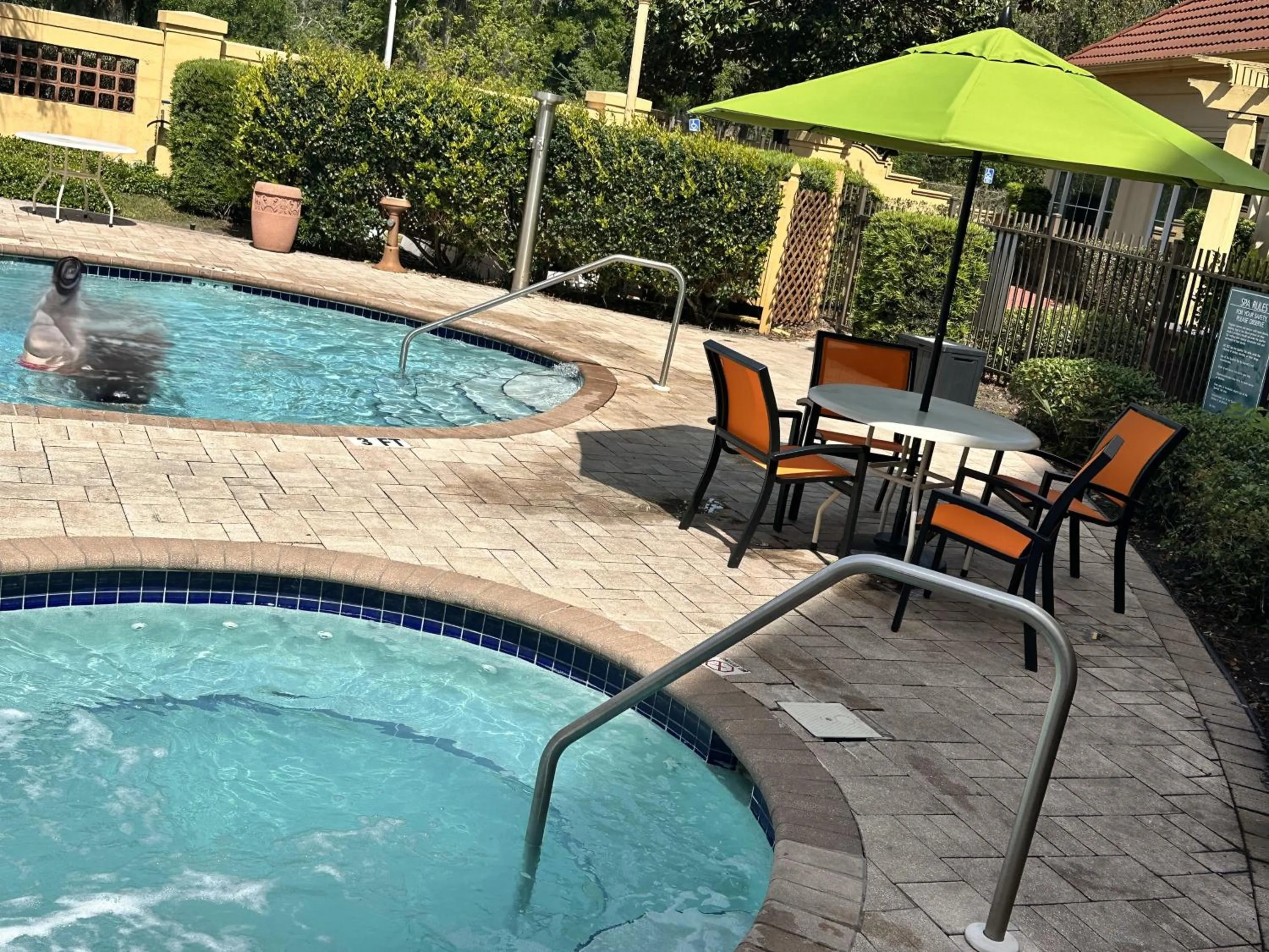 Swimming pool in La Quinta Inn and Suites by Wyndham, Ocala