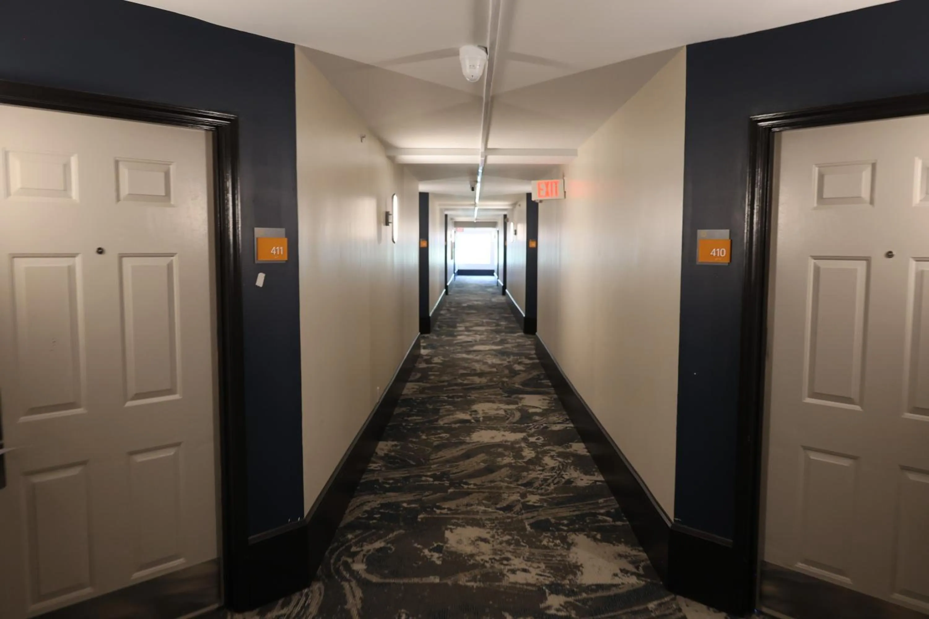 Property building in La Quinta Inn and Suites by Wyndham, Ocala