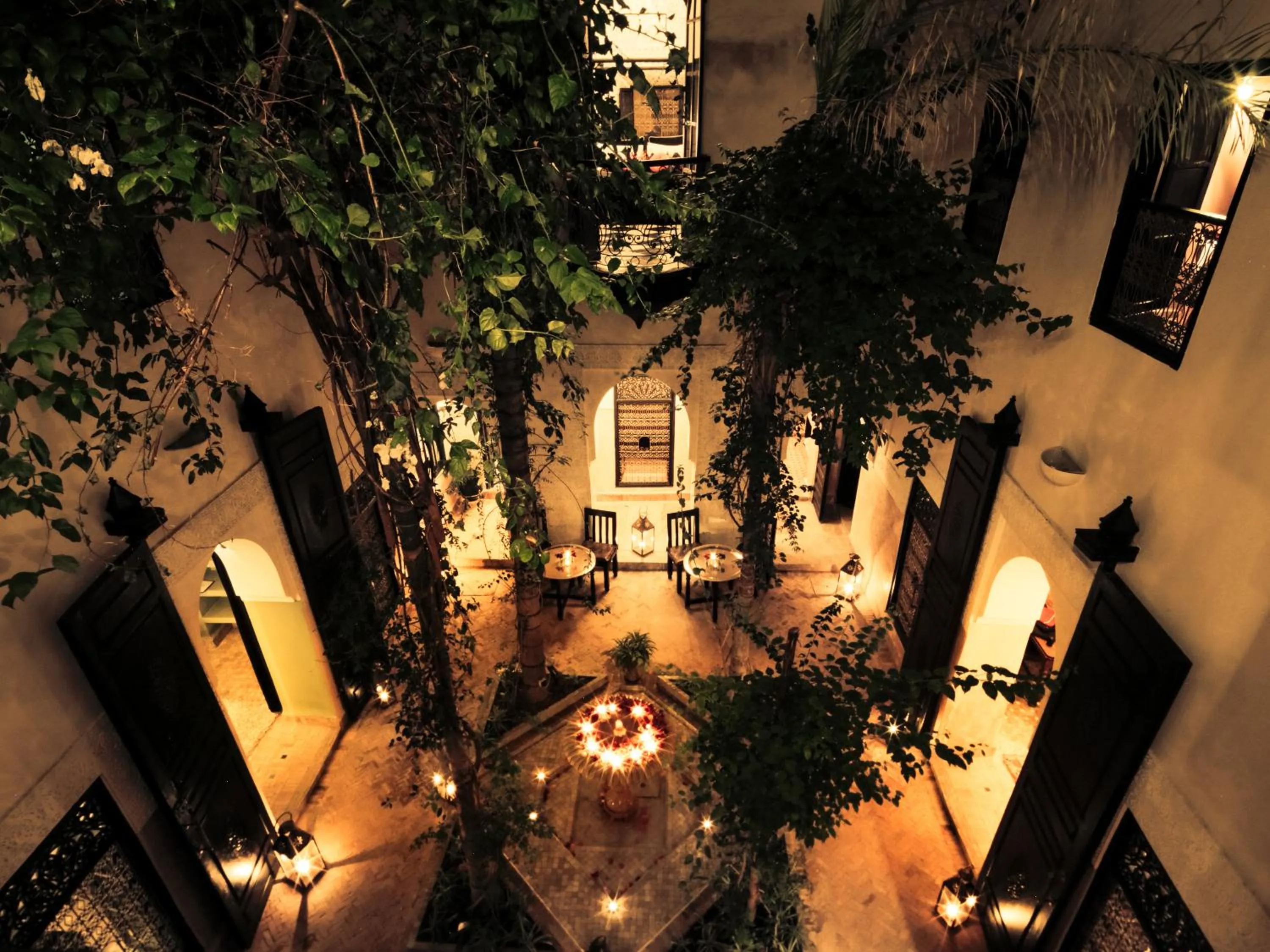Night in Riad Dar Jaguar